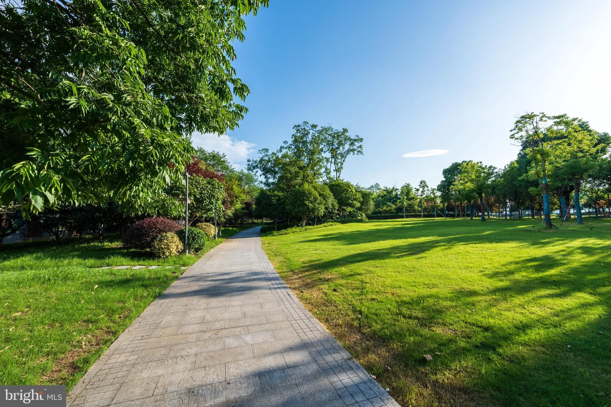 Property Slideshow image 46 of 49 | 44506 lowestoft sq, Ashburn, VA, 20147