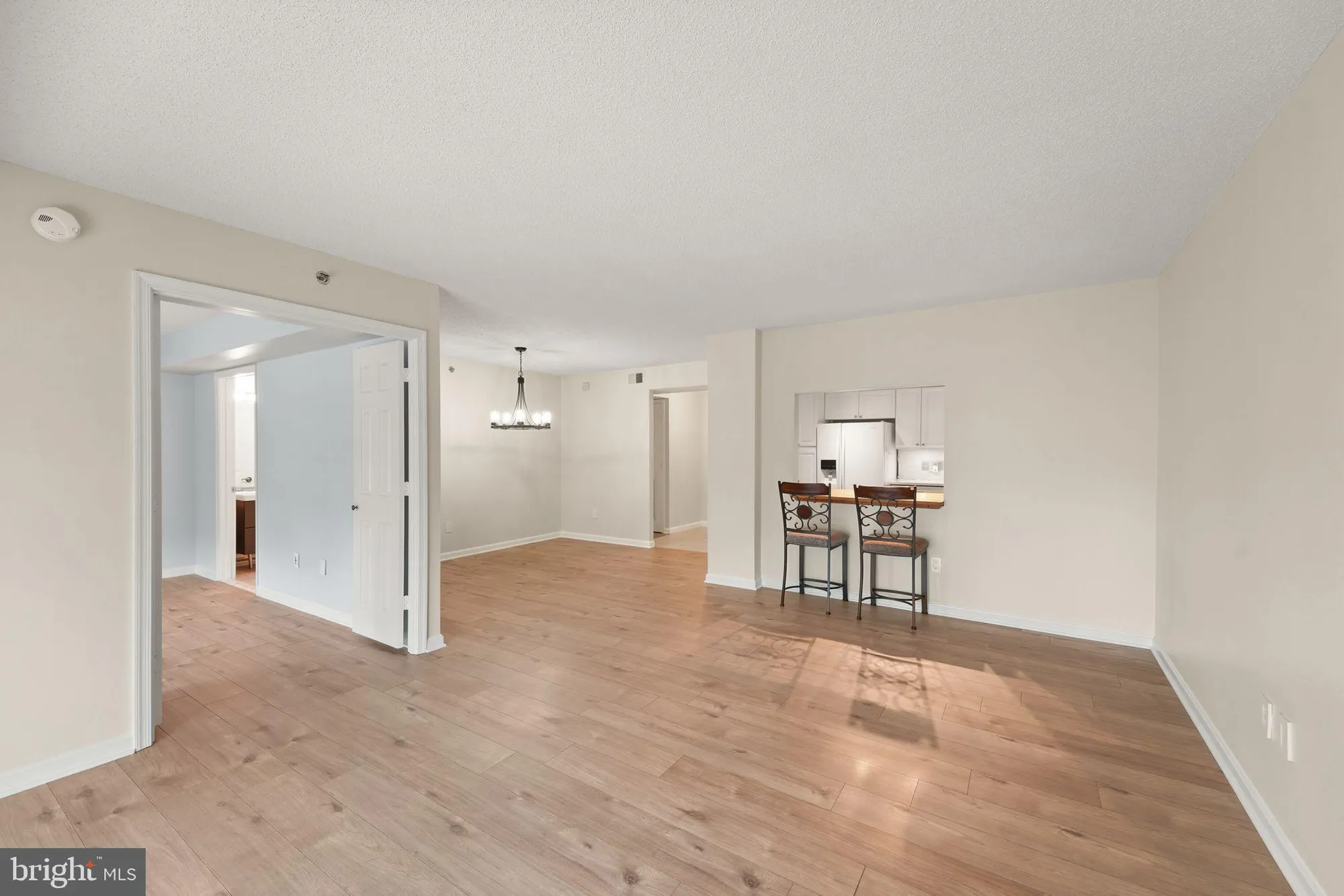 Property Slideshow image 16 of 33 | 19385 cypress ridge ter unit 522, Leesburg, VA, 20176