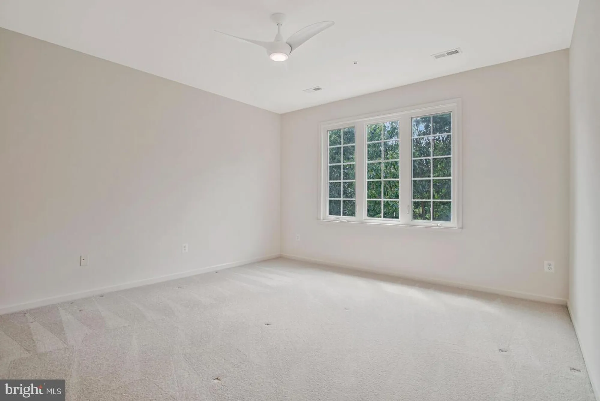 Property Slideshow image 42 of 81 | 8736 endless ocean way 24, Columbia, MD, 21045