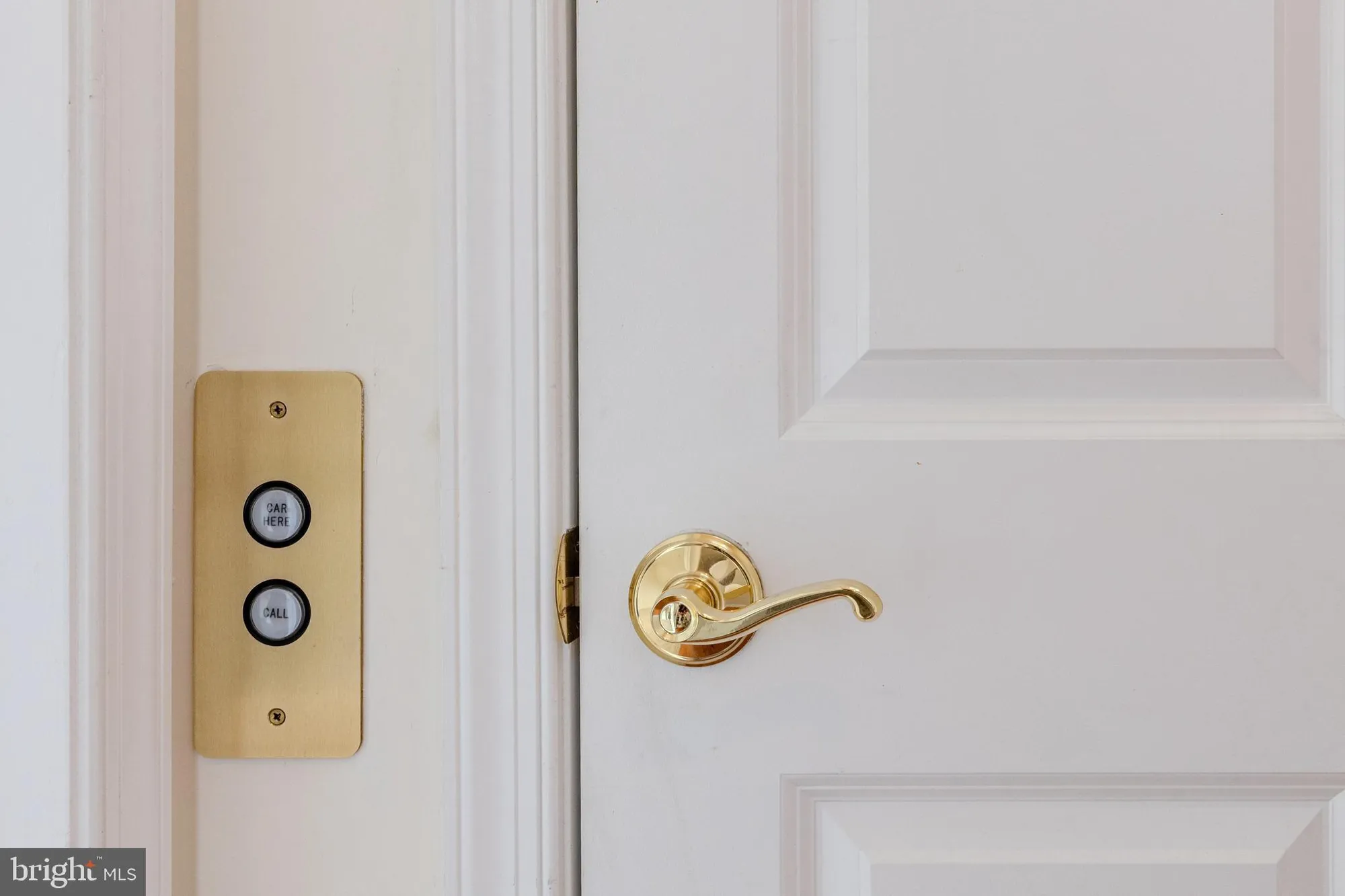 Property Slideshow image 2 of 24 | 2461 merri claude dr, Norristown, PA, 19401