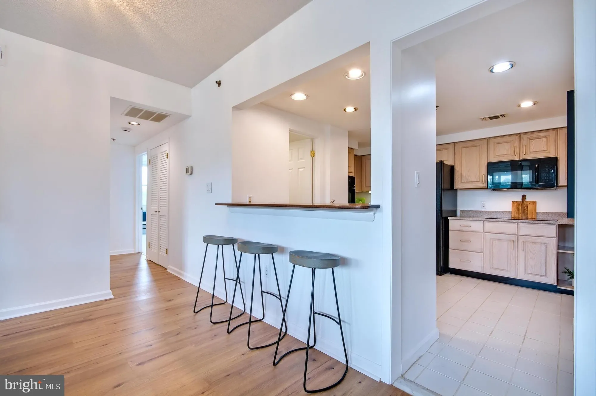 Property Slideshow image 8 of 44 | 930 astern way 511, Annapolis, MD, 21401