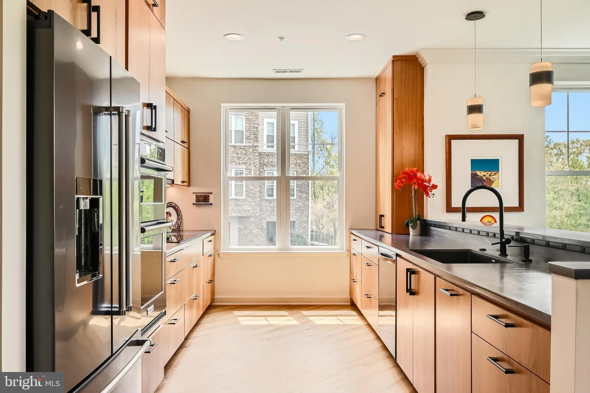 Property Slideshow image 3 of 72 | 19 clay lodge ln unit 104, Catonsville, MD, 21228