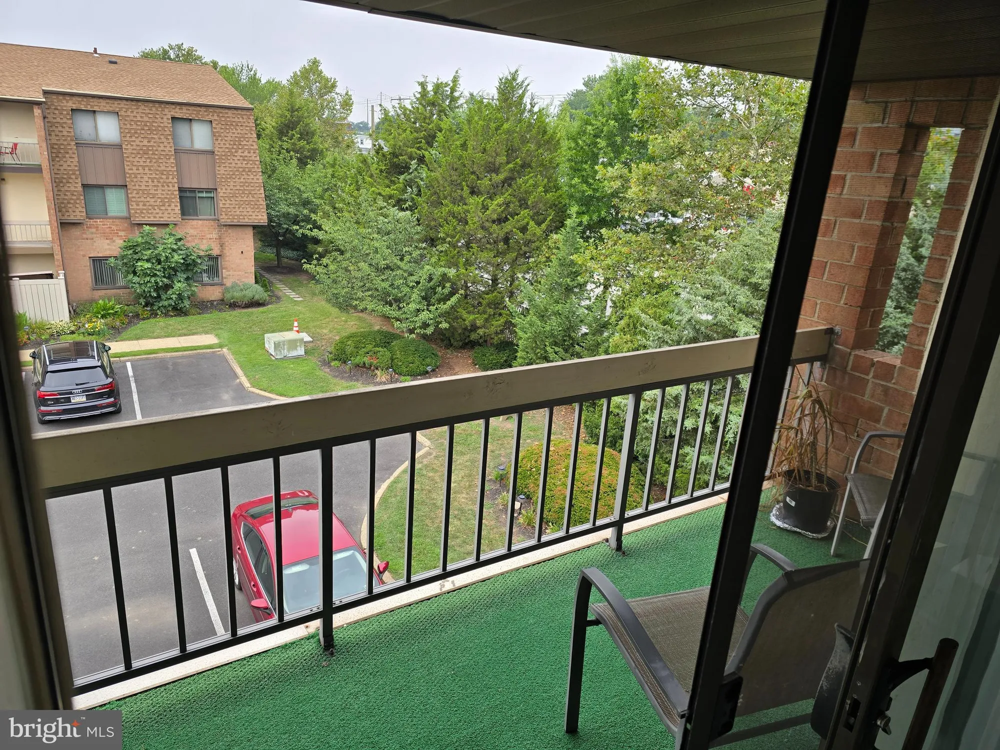 Property Slideshow image 11 of 11 | 58201 delaire landing rd 201, Philadelphia, PA, 19114