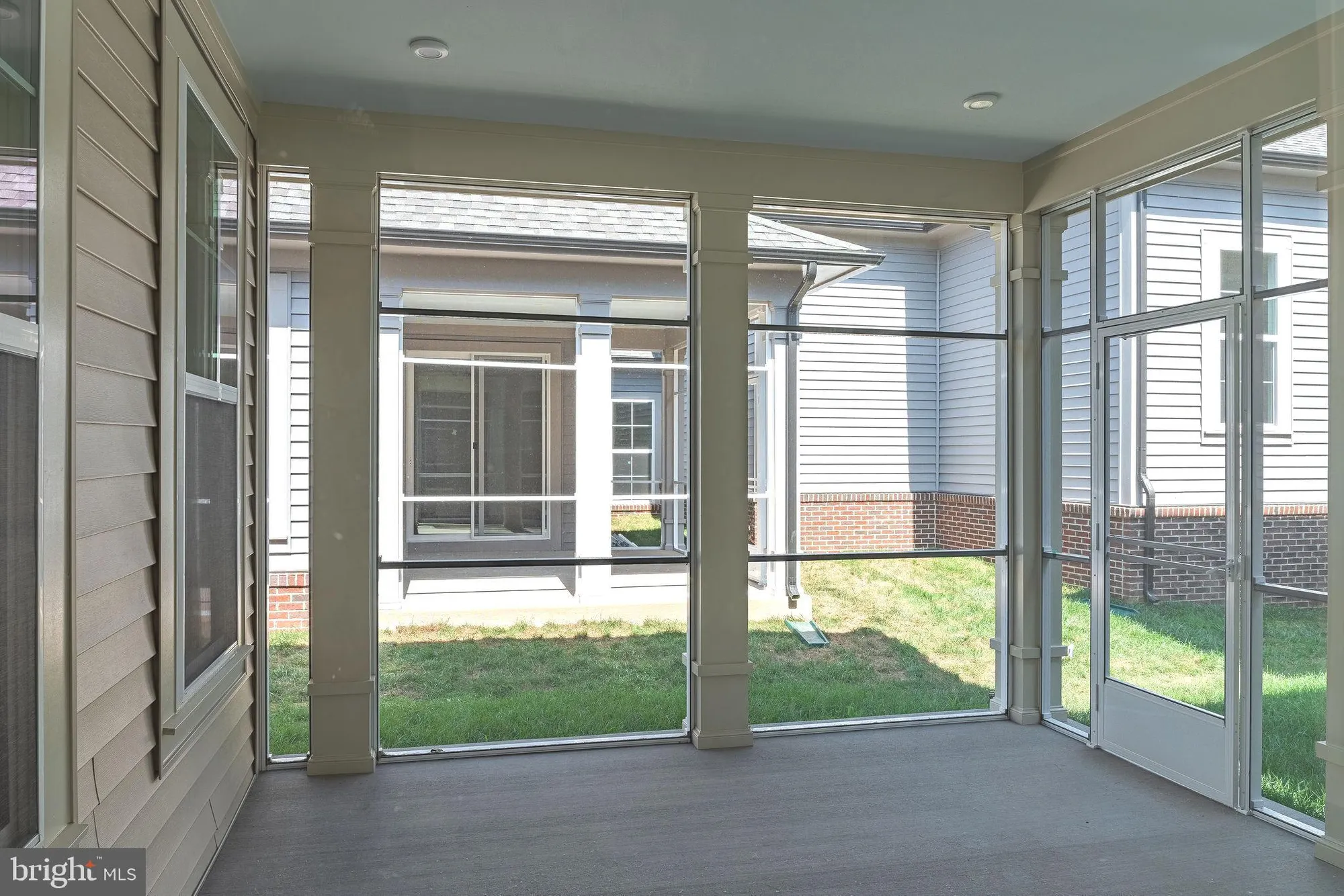 Property Slideshow image 11 of 12 | 43089 greeley sq, Ashburn, VA, 20148