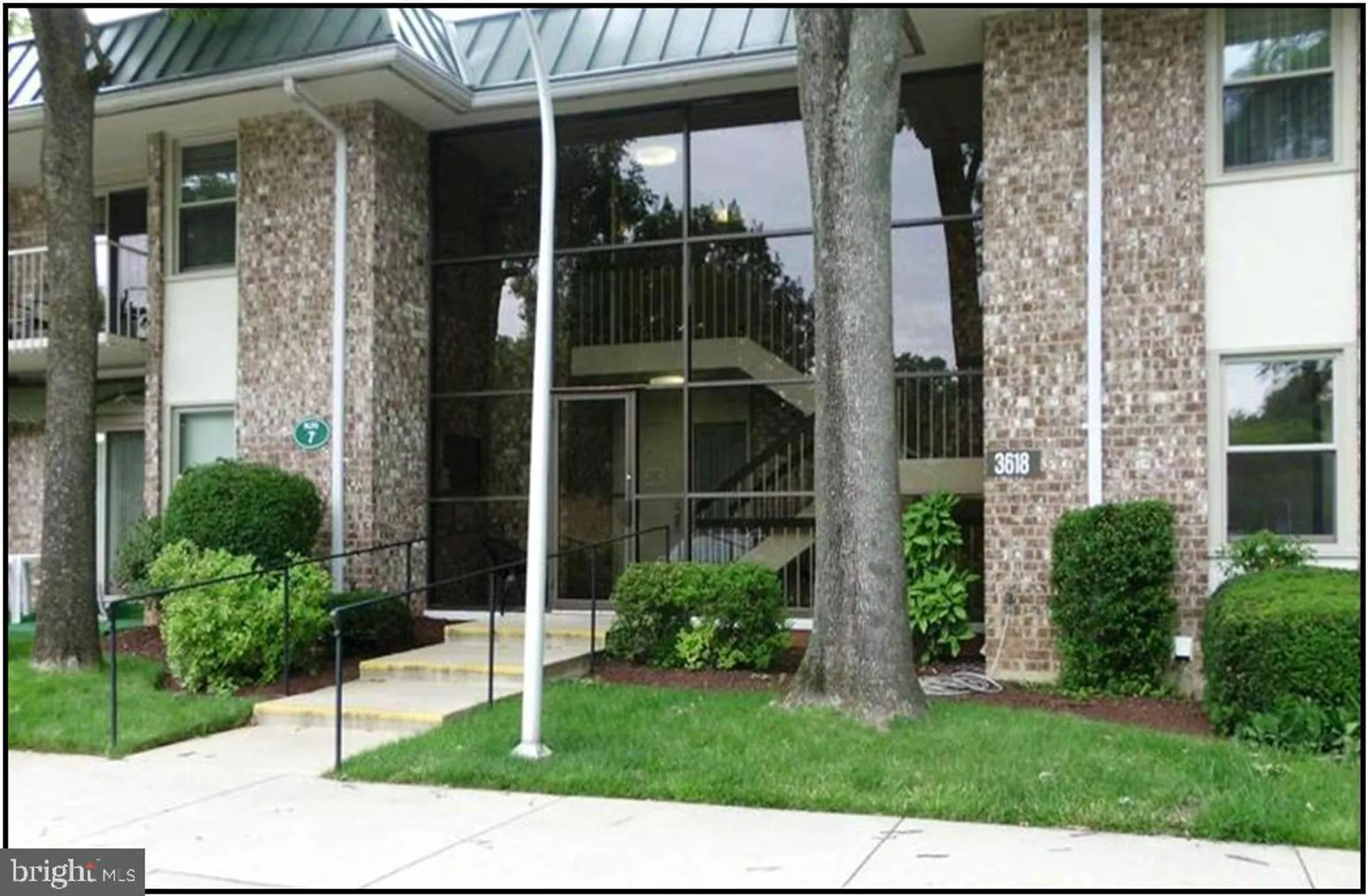 Property Slideshow image 1 of 12 | 3618 gleneagles dr 7-2e, Silver Spring, MD, 20906