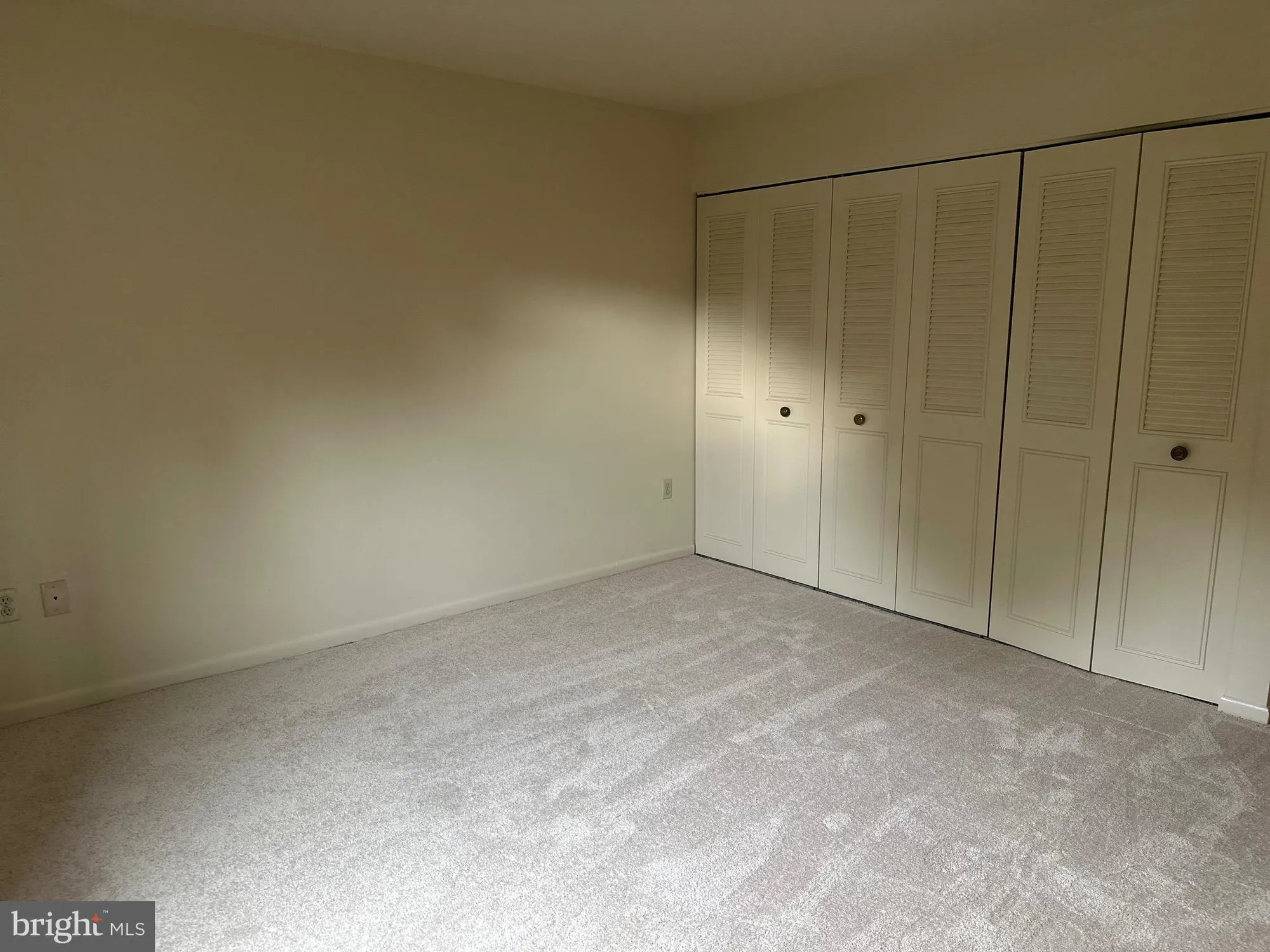 Property Slideshow image 9 of 12 | 3618 gleneagles dr 7-2e, Silver Spring, MD, 20906