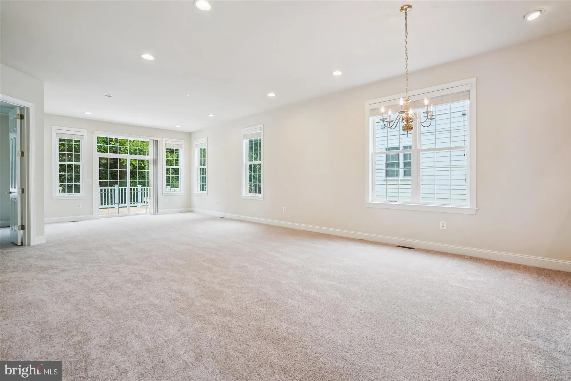 Property Slideshow image 7 of 86 | 15463 legacy way, Haymarket, VA, 20169