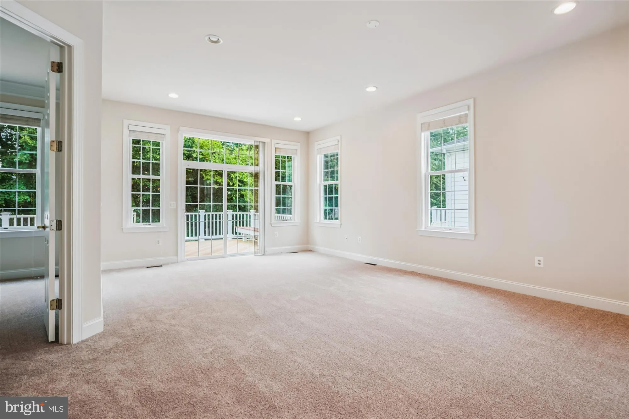 Property Slideshow image 16 of 86 | 15463 legacy way, Haymarket, VA, 20169