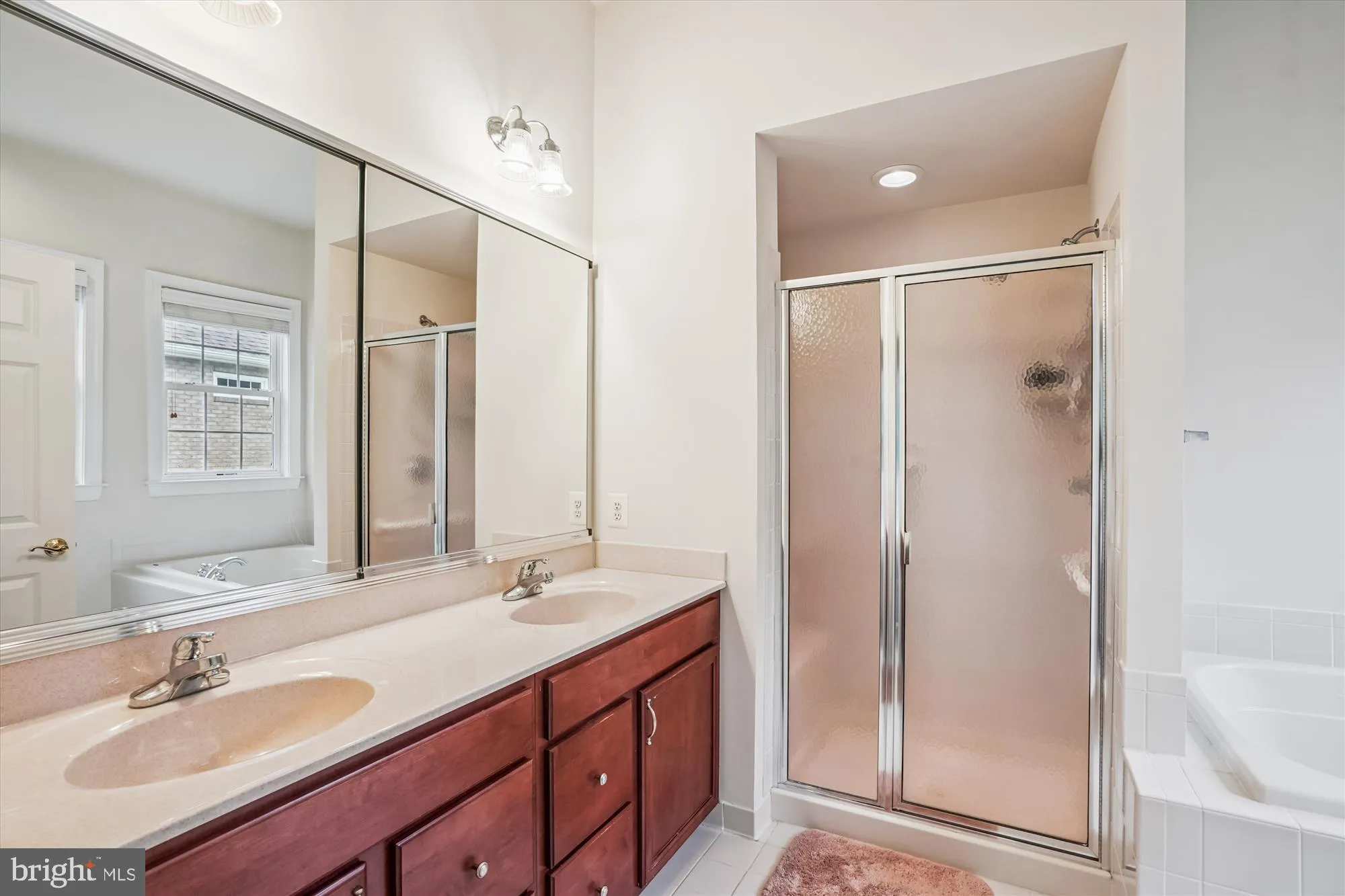 Property Slideshow image 21 of 86 | 15463 legacy way, Haymarket, VA, 20169