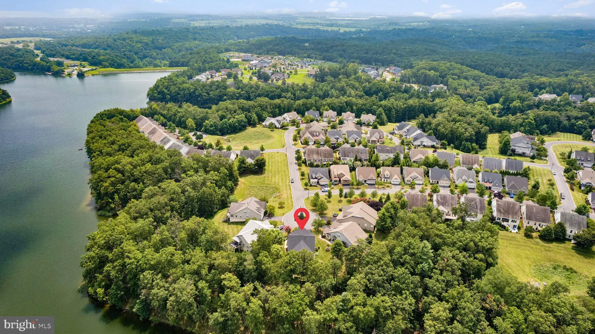 Property Slideshow image 14 of 87 | 108 bunting ct, Lake Frederick, VA, 22630