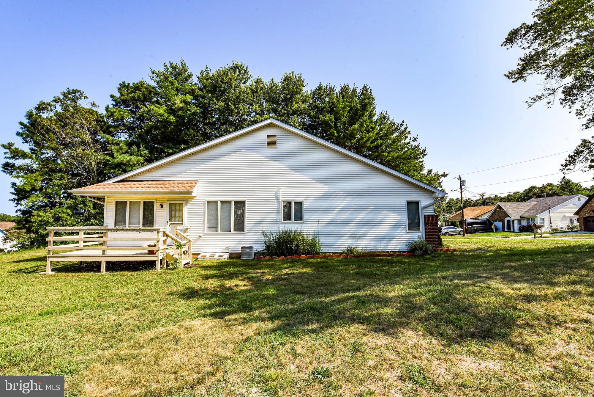 Property Slideshow image 22 of 27 | 23 cedar ave, Manahawkin, NJ, 08050