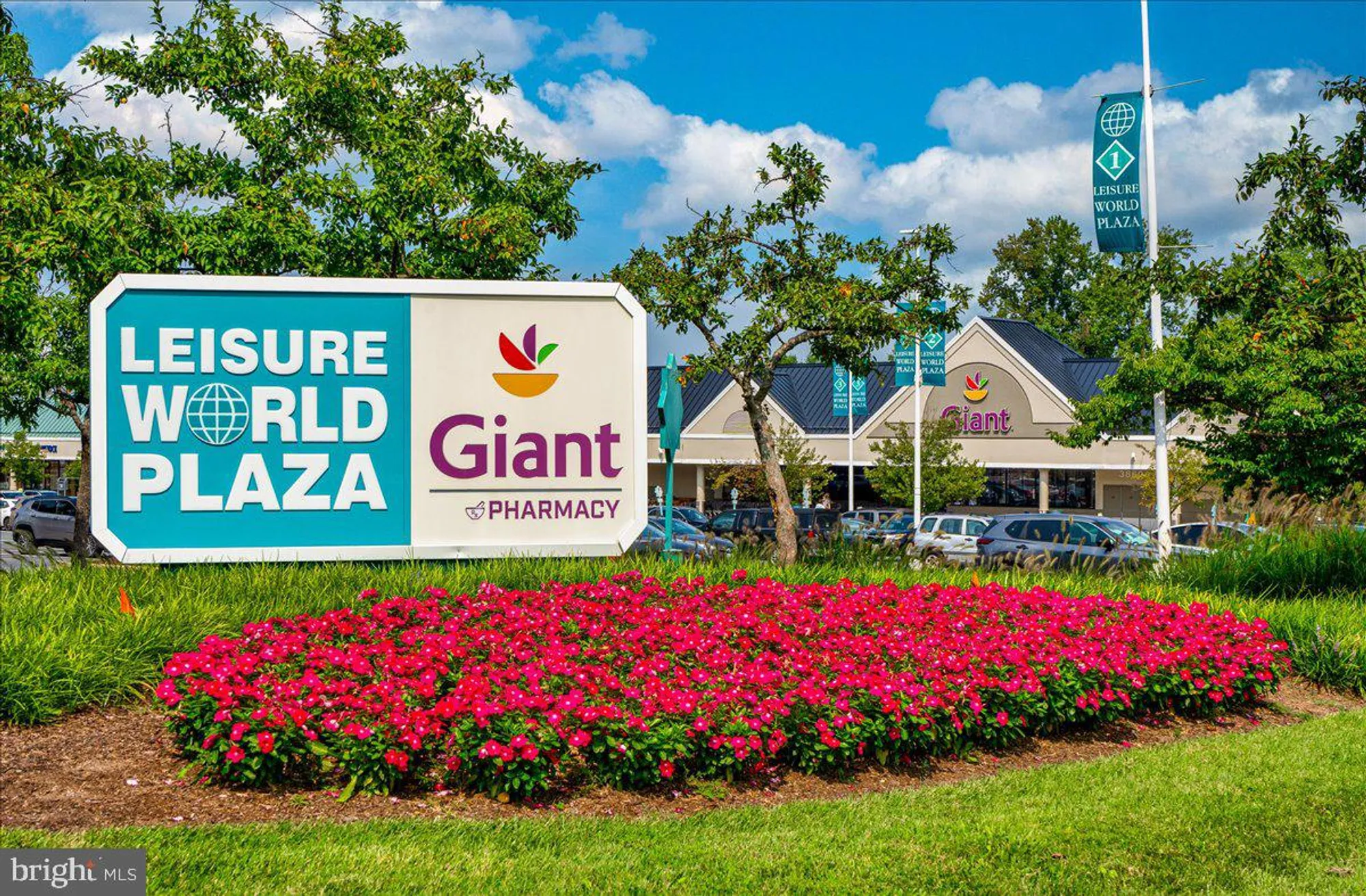 Property Slideshow image 35 of 41 | 15101 glade dr 10-3d, Silver Spring, MD, 20906