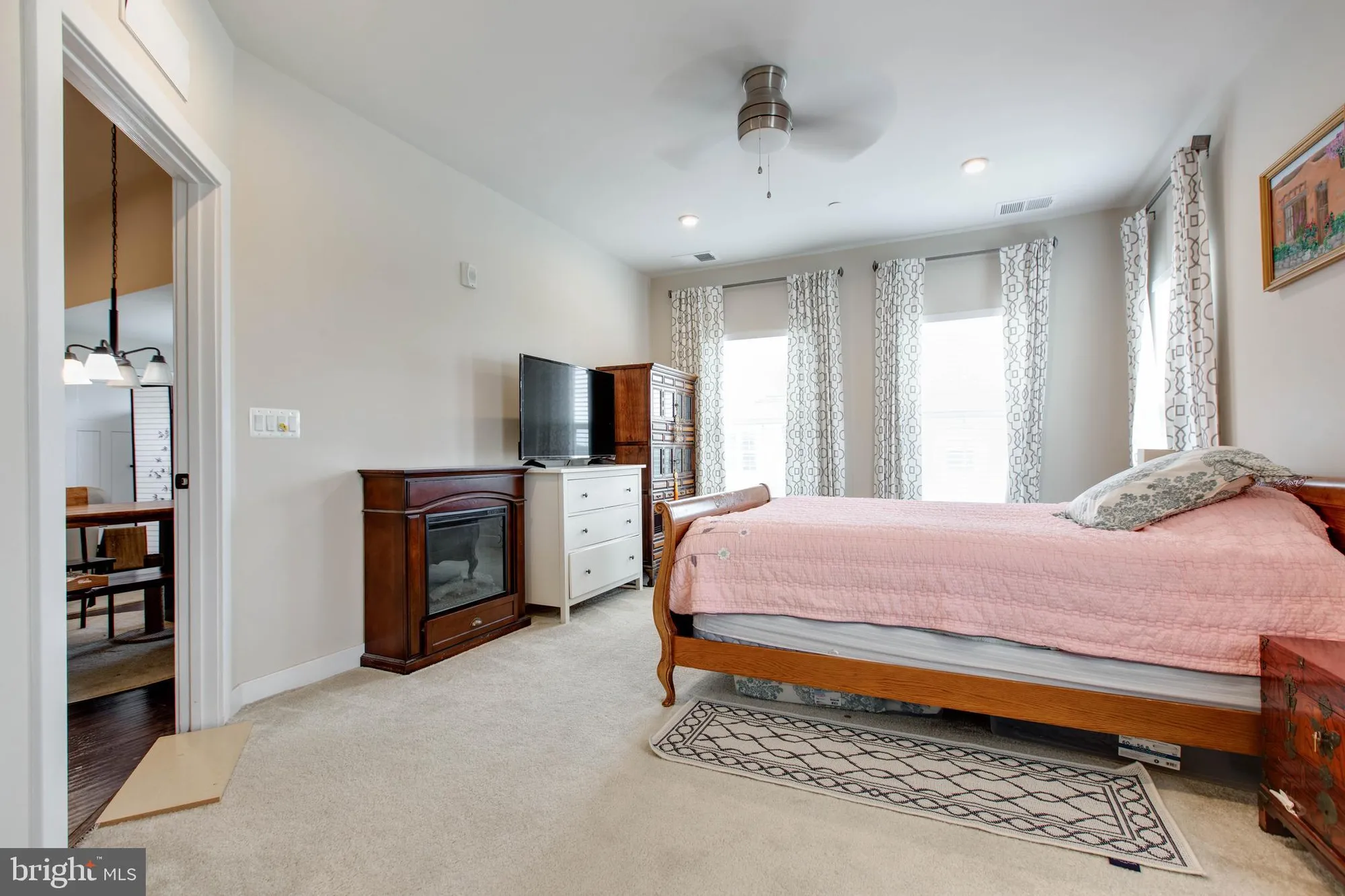 Property Slideshow image 16 of 32 | 8911 carls ct q, Ellicott City, MD, 21043