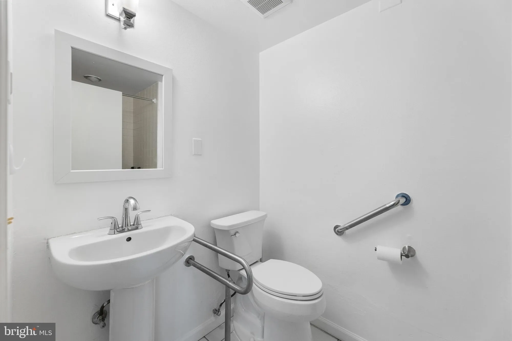 Property Slideshow image 22 of 41 | 394c orrington ln, Monroe Township, NJ, 08831