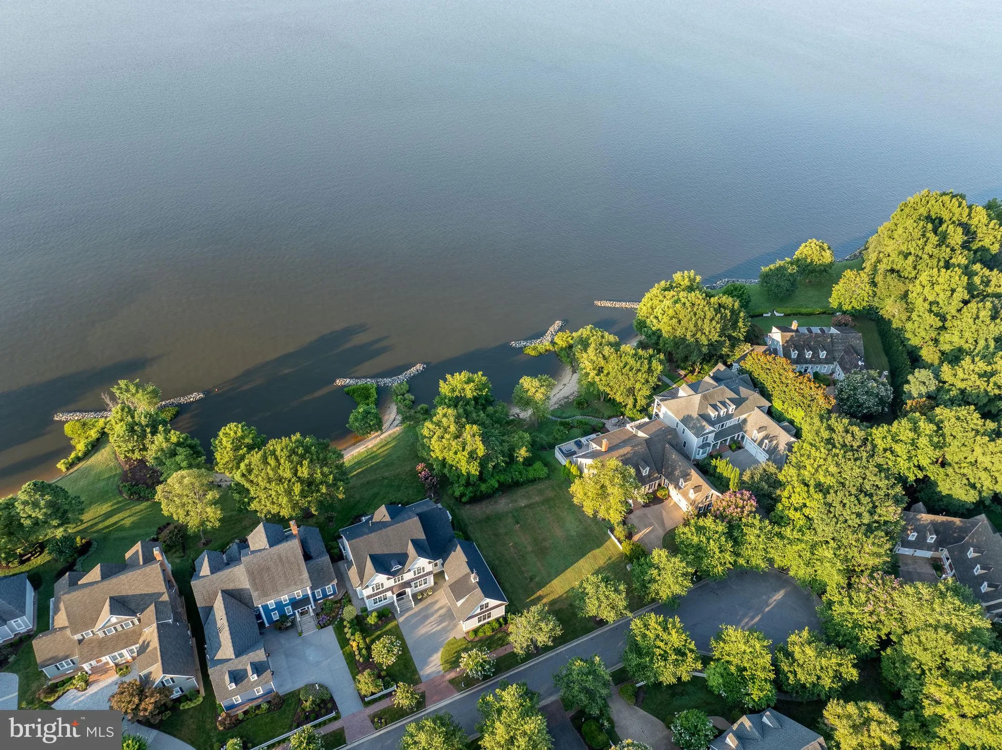 Property Slideshow image 18 of 47 | 1540 harbor rd, Williamsburg, VA, 23185