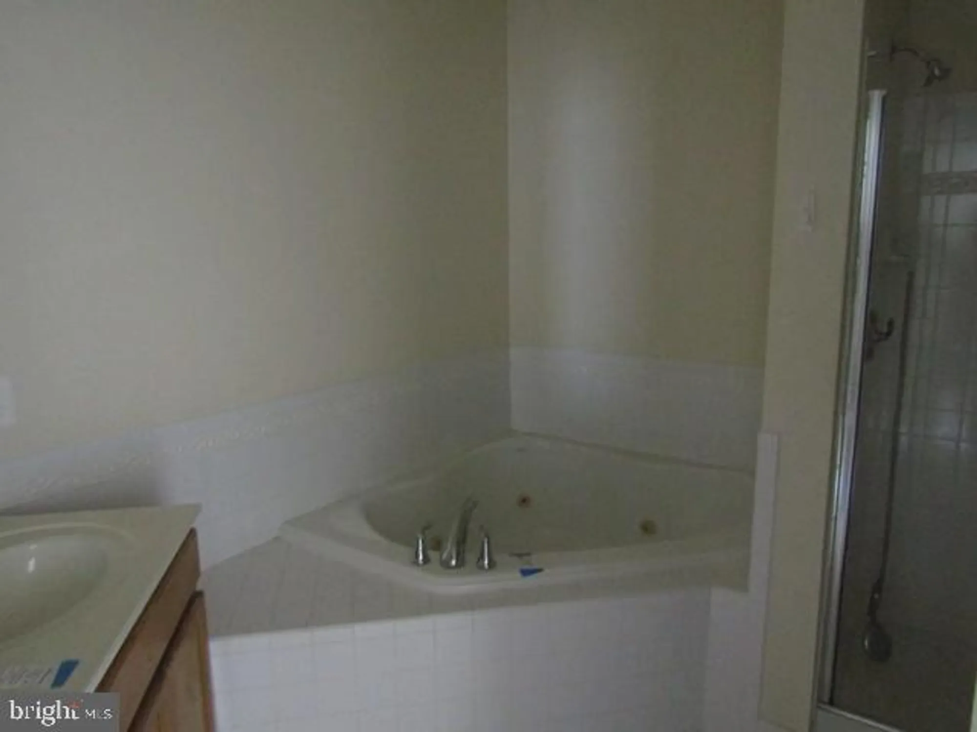 Property Slideshow image 6 of 15 | 13120 winding trail rd, Laurel, MD, 20707