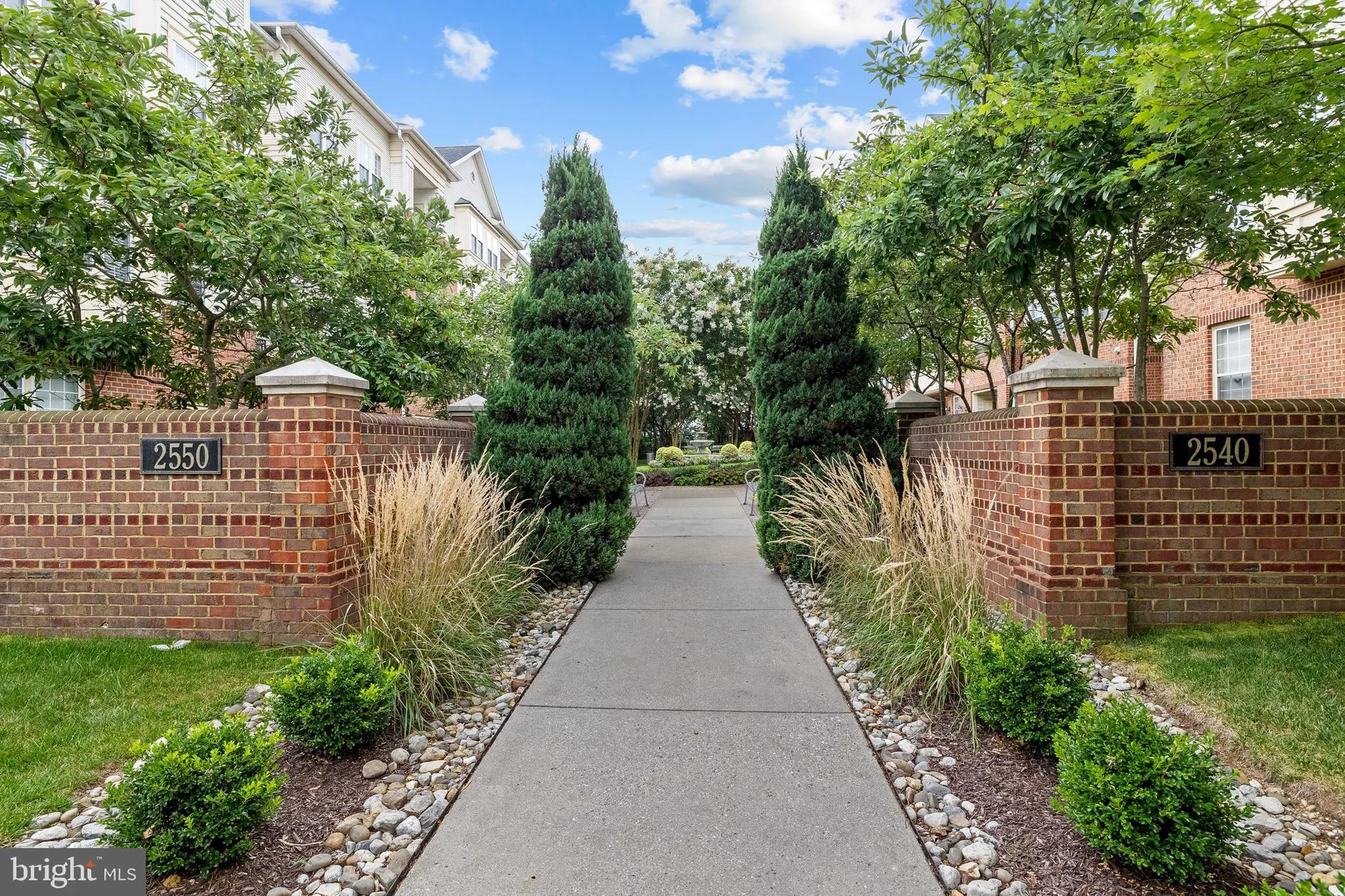 Property Slideshow image 3 of 45 | 2540 kensington gdns 204, Ellicott City, MD, 21043