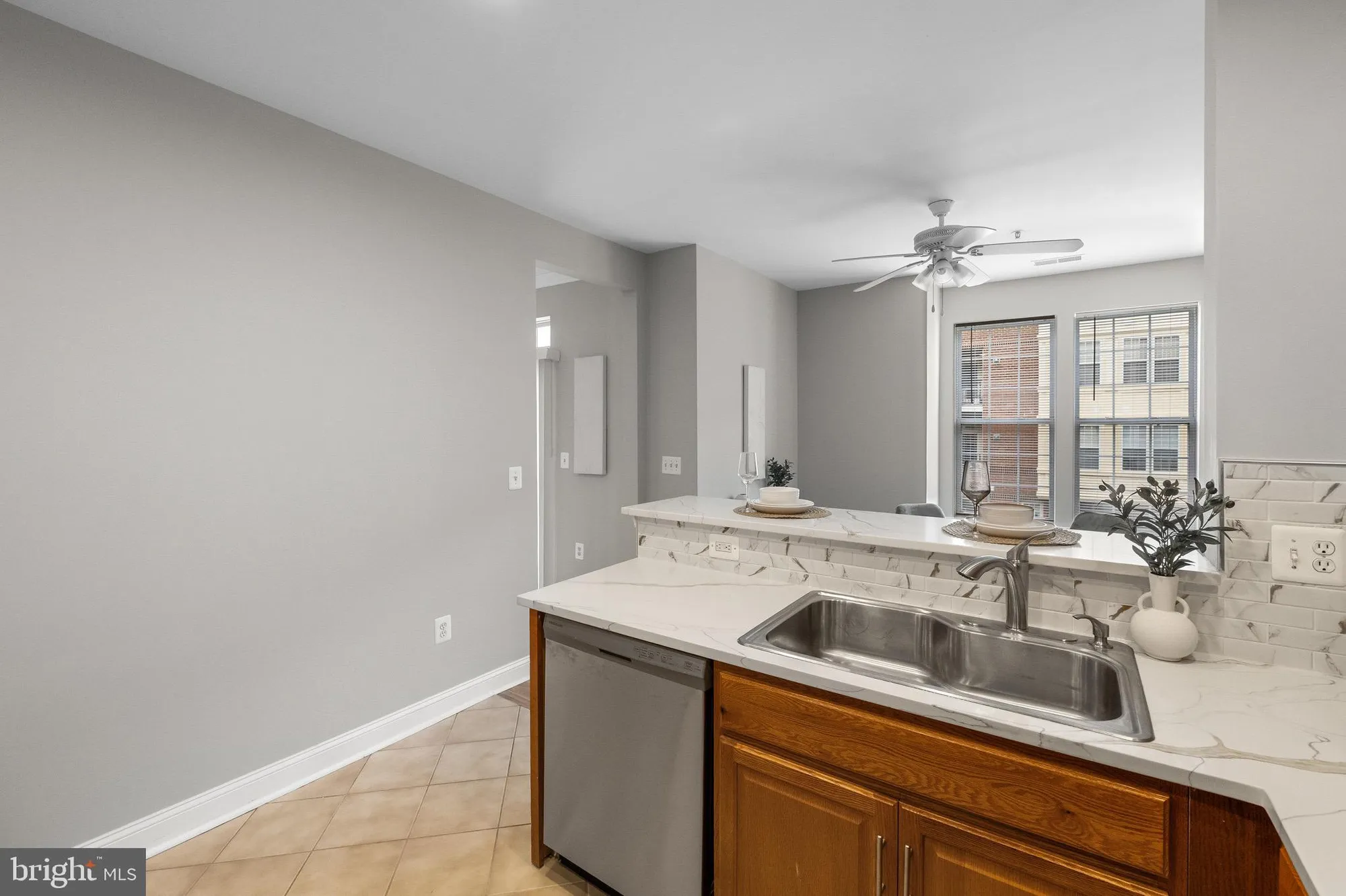 Property Slideshow image 17 of 45 | 2540 kensington gdns 204, Ellicott City, MD, 21043