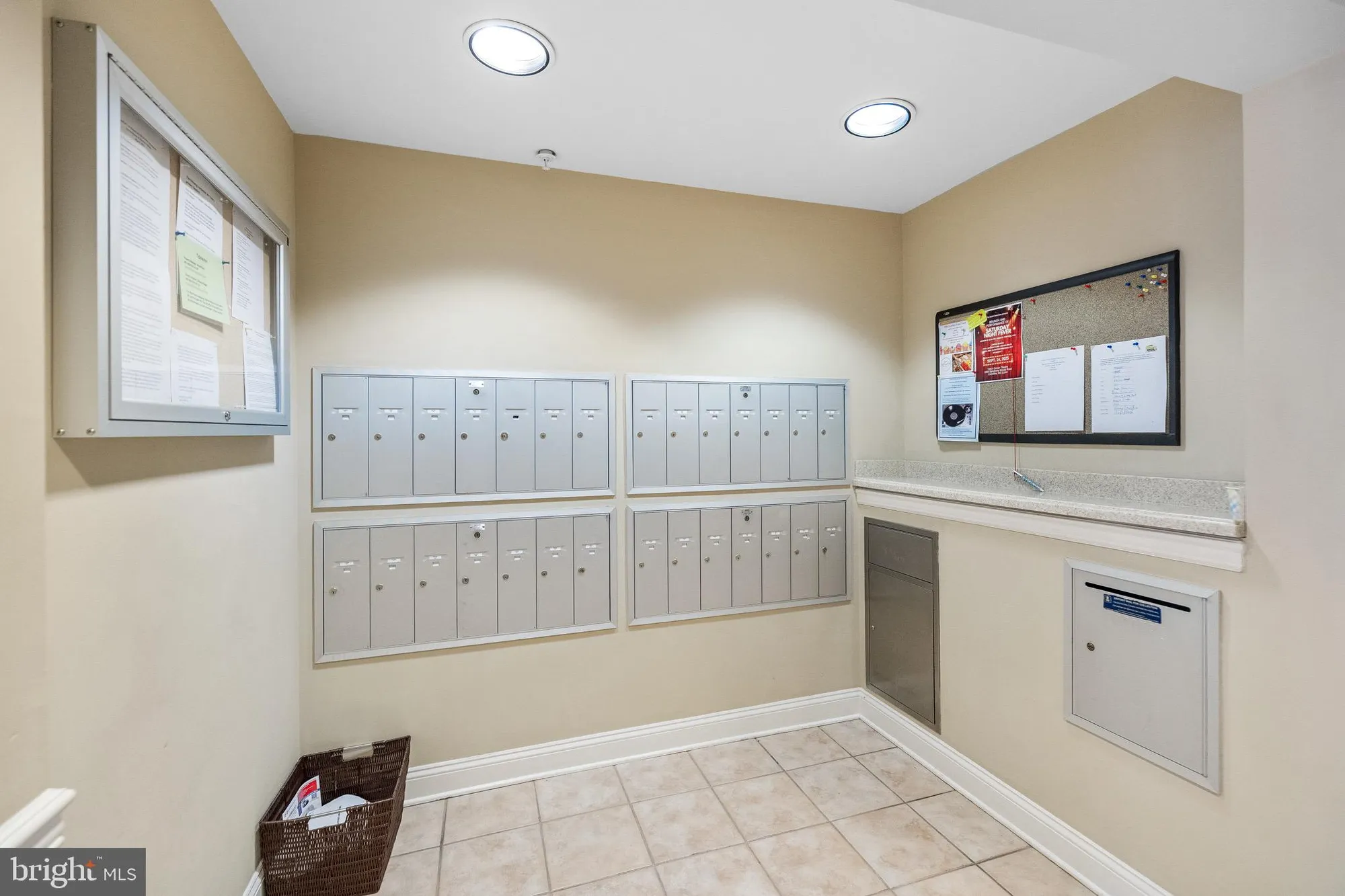 Property Slideshow image 36 of 45 | 2540 kensington gdns 204, Ellicott City, MD, 21043