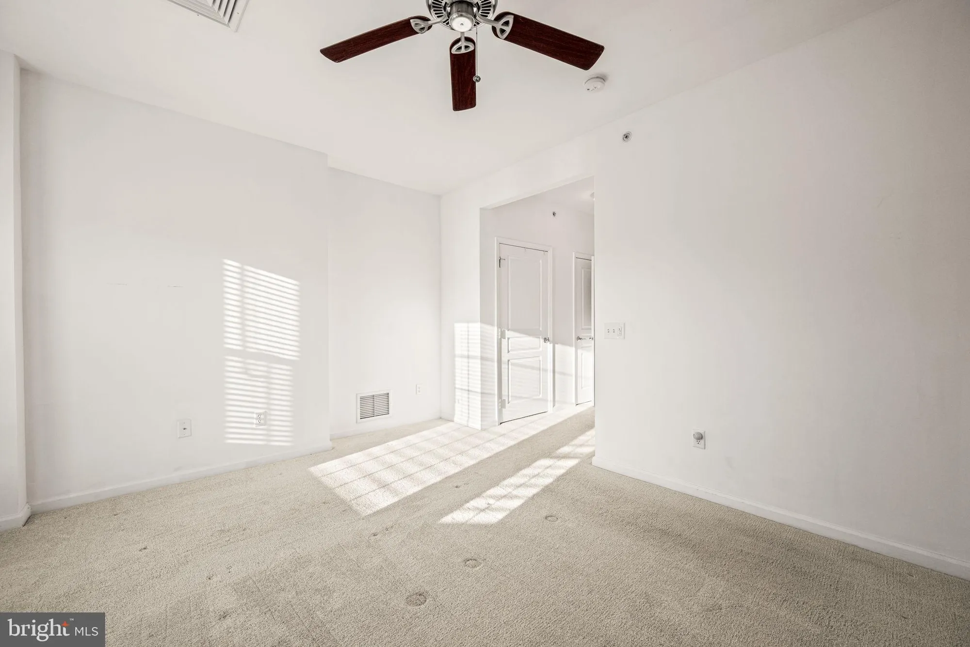 Property Slideshow image 25 of 33 | 231 creekside dr, Brookhaven, PA, 19015