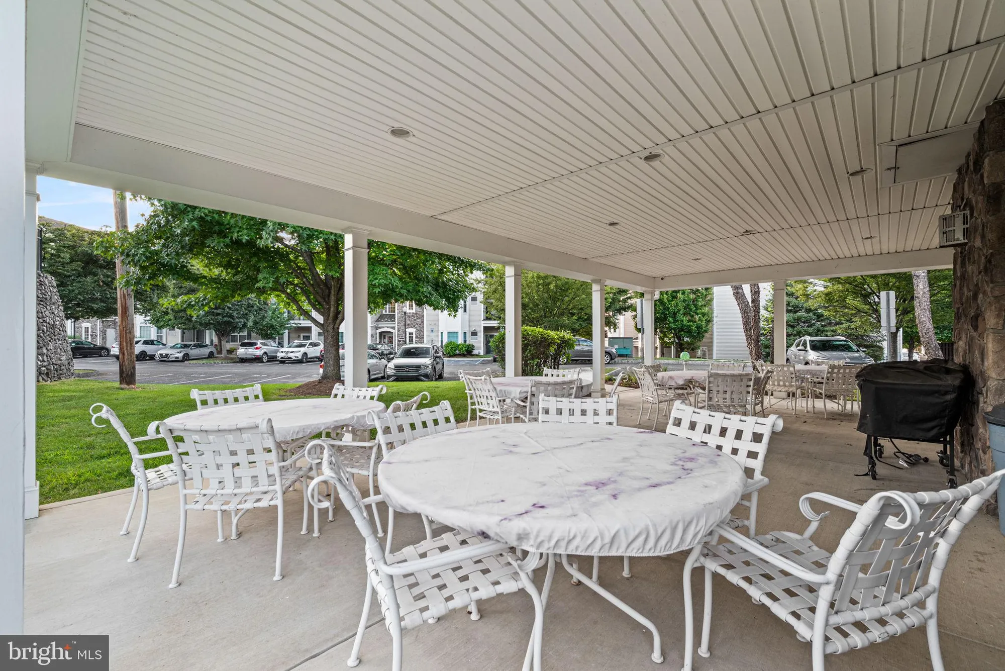 Property Slideshow image 32 of 33 | 231 creekside dr, Brookhaven, PA, 19015