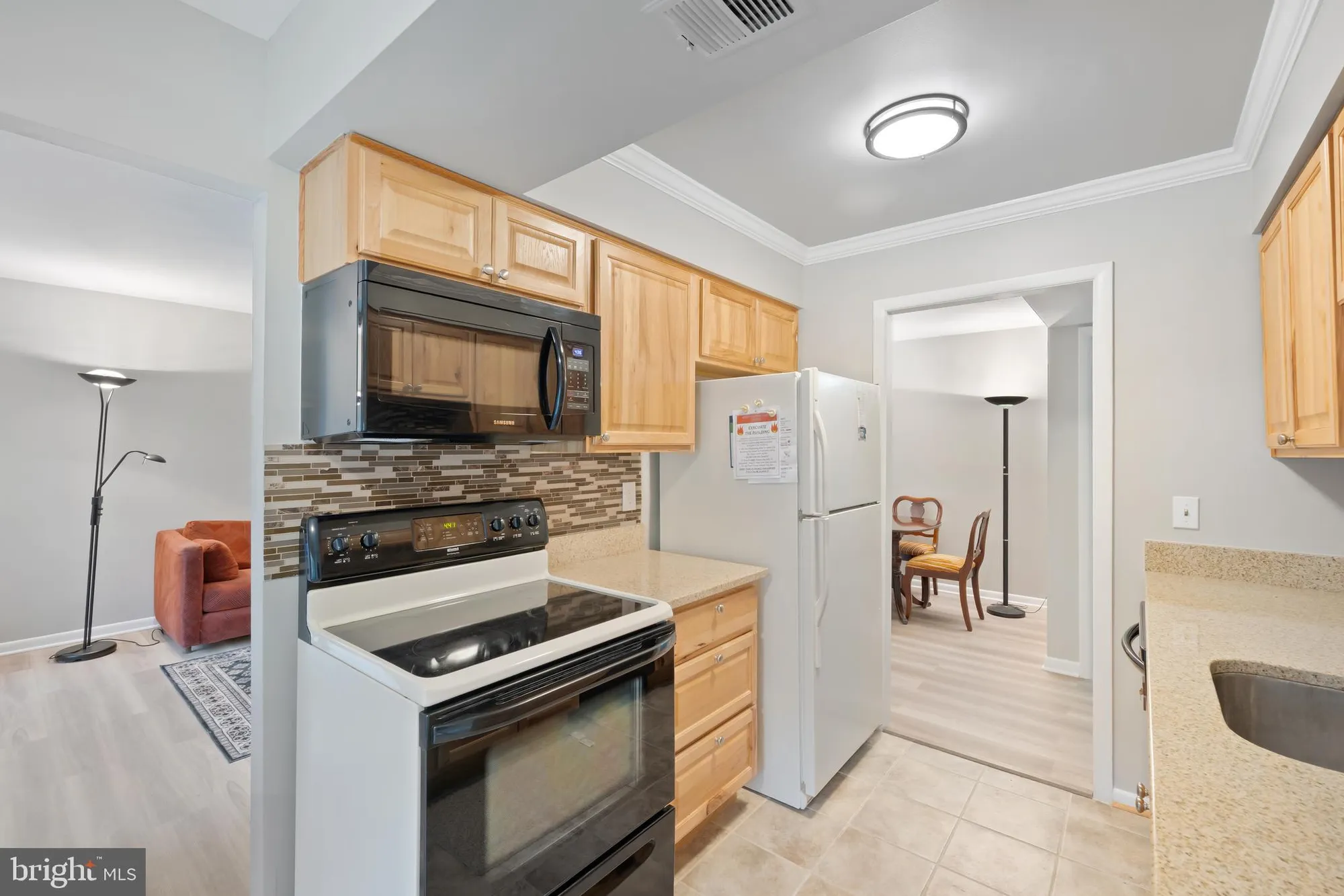 Property Slideshow image 6 of 11 | 15301 beaverbrook ct 92-2b, Silver Spring, MD, 20906