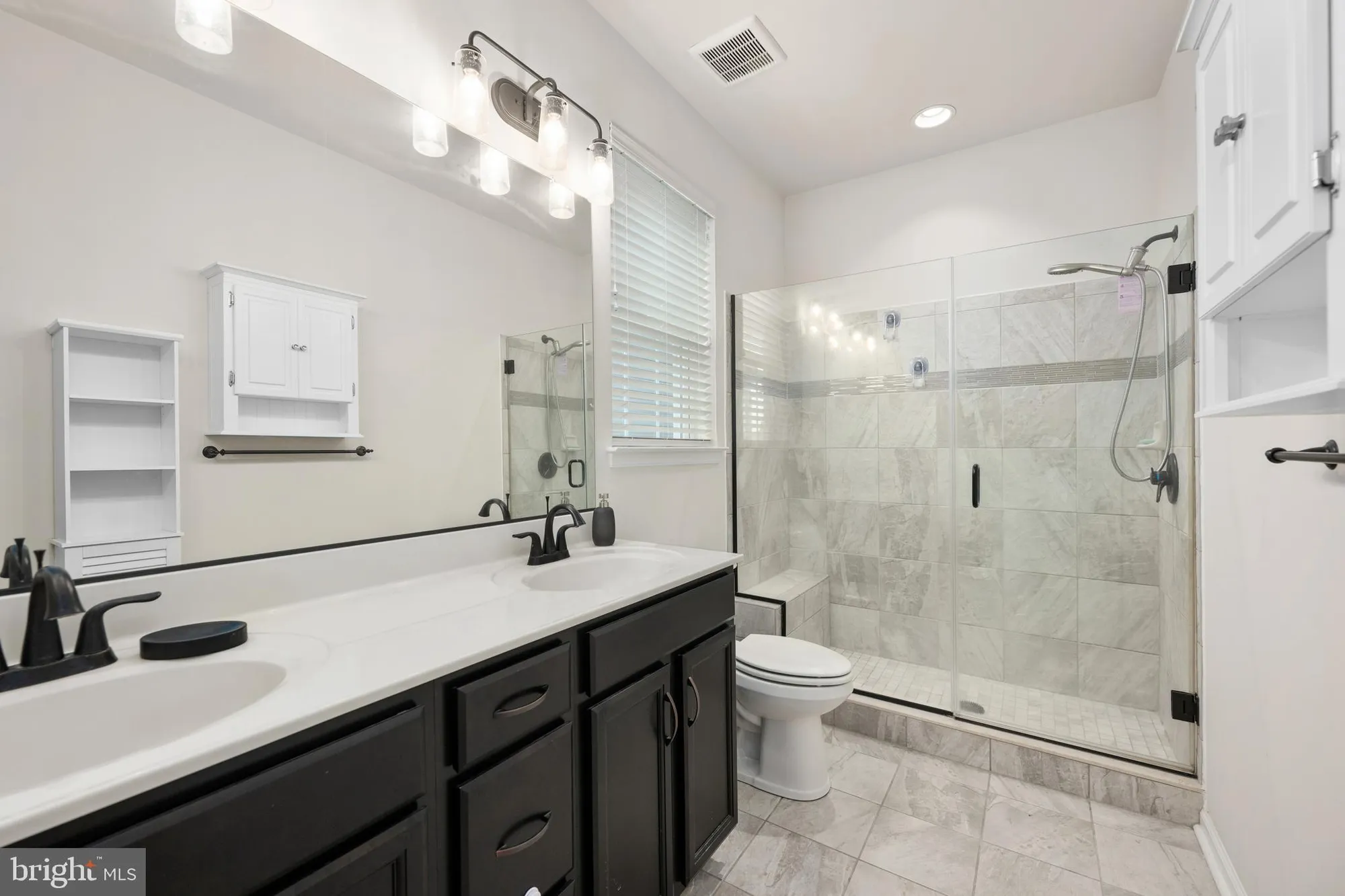 Property Slideshow image 12 of 35 | 134 waterside dr, Bridgeville, DE, 19933