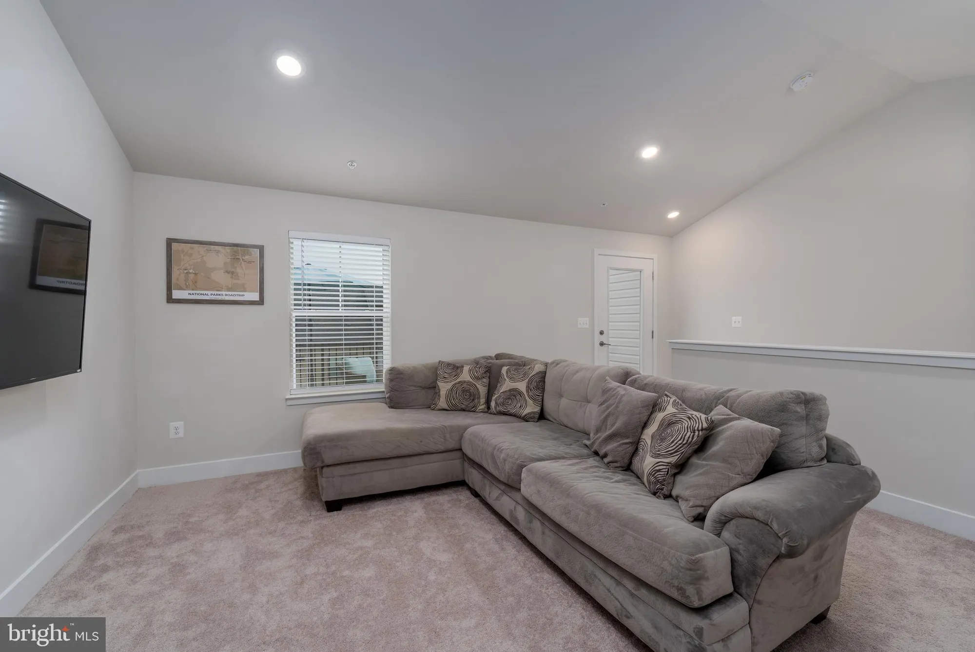 Property Slideshow image 28 of 47 | 824 teacher mitchell rd, Glen Burnie, MD, 21060