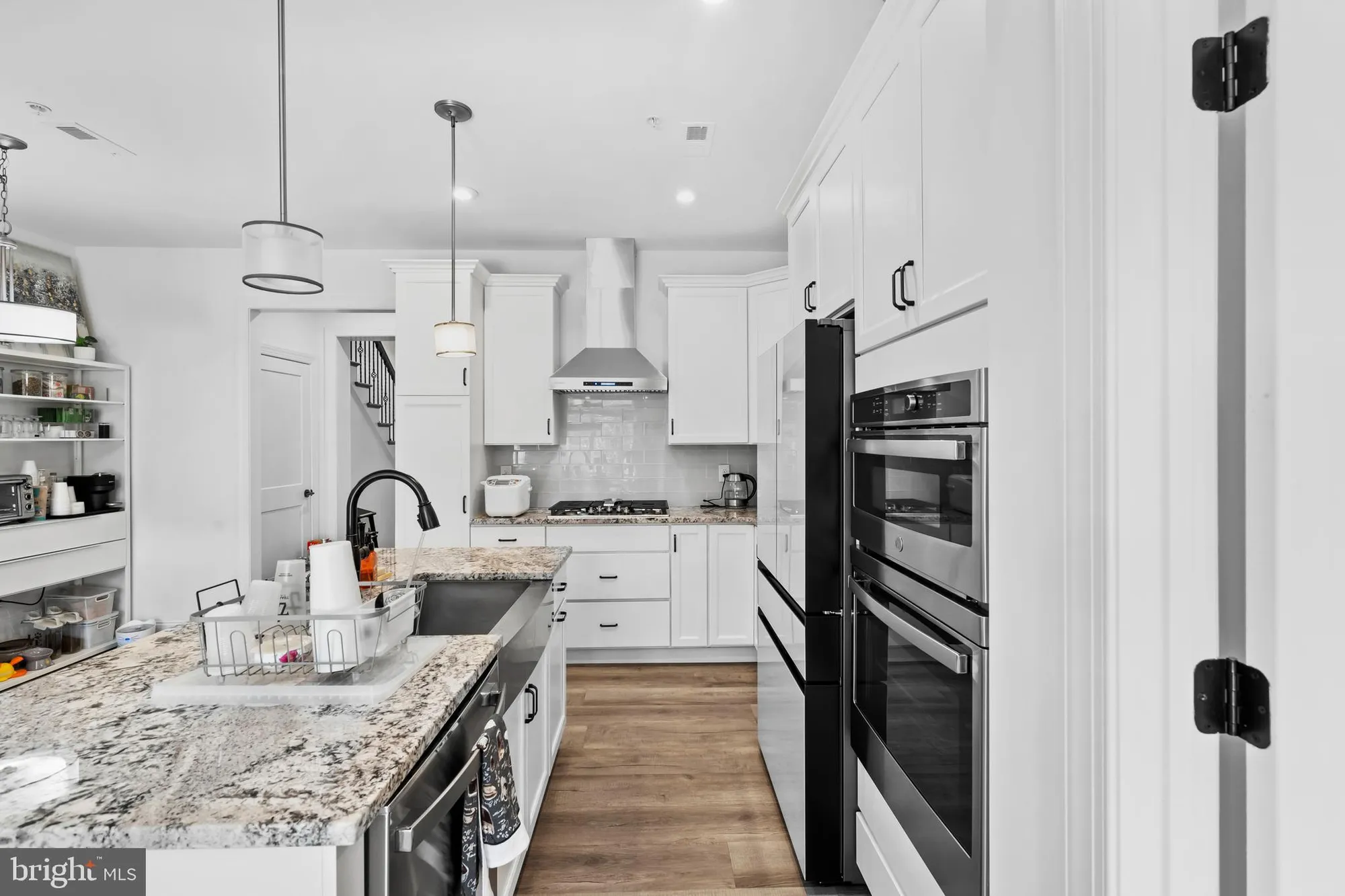 Property Slideshow image 32 of 38 | 905 holden ct, Warminster, PA, 18974