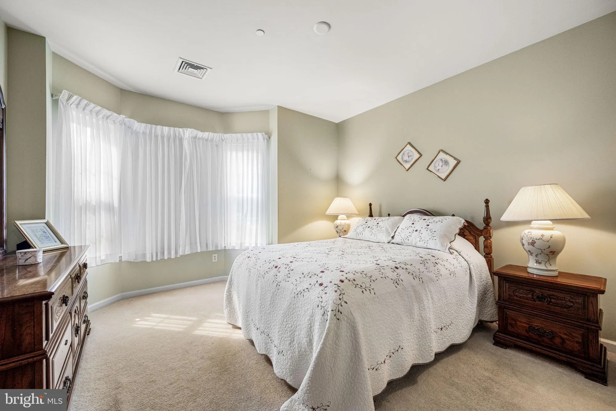 Property Slideshow image 15 of 26 | 113 creekside dr # 3, Brookhaven, PA, 19015