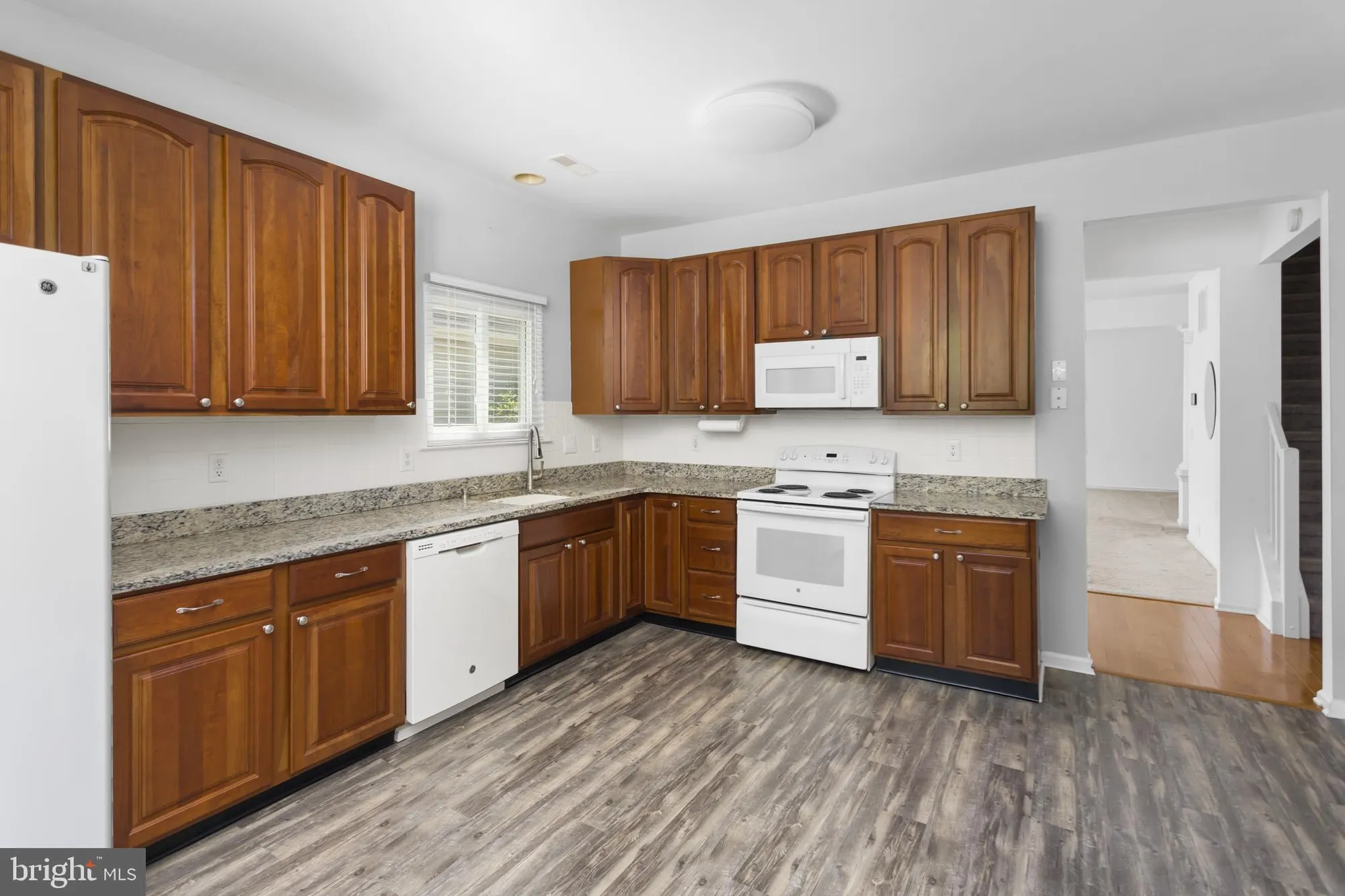 Property Slideshow image 5 of 32 | 37 huntington dr, Southampton, NJ, 08088