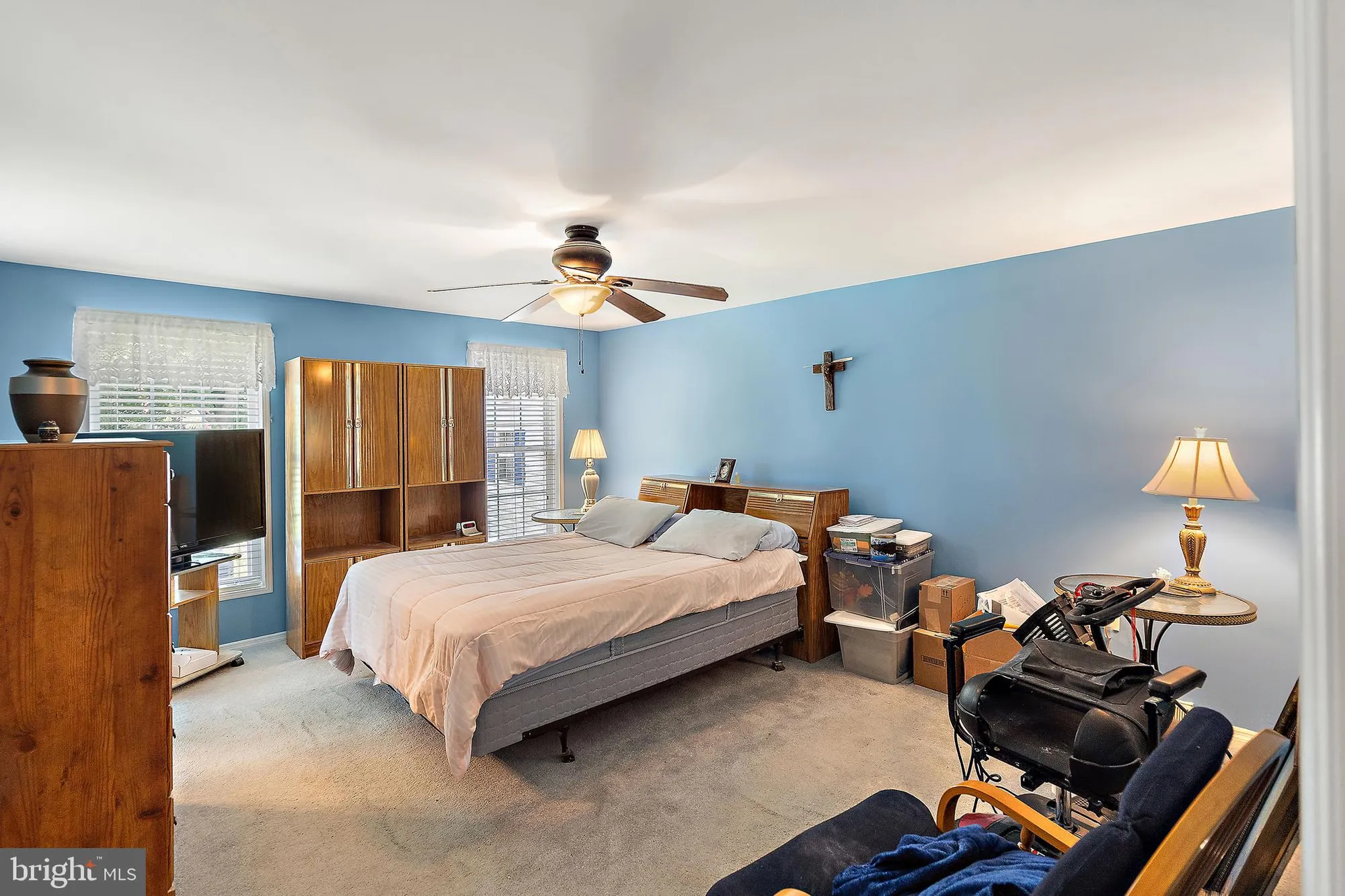 Property Slideshow image 14 of 32 | 36 fort lee dr, Manahawkin, NJ, 08050