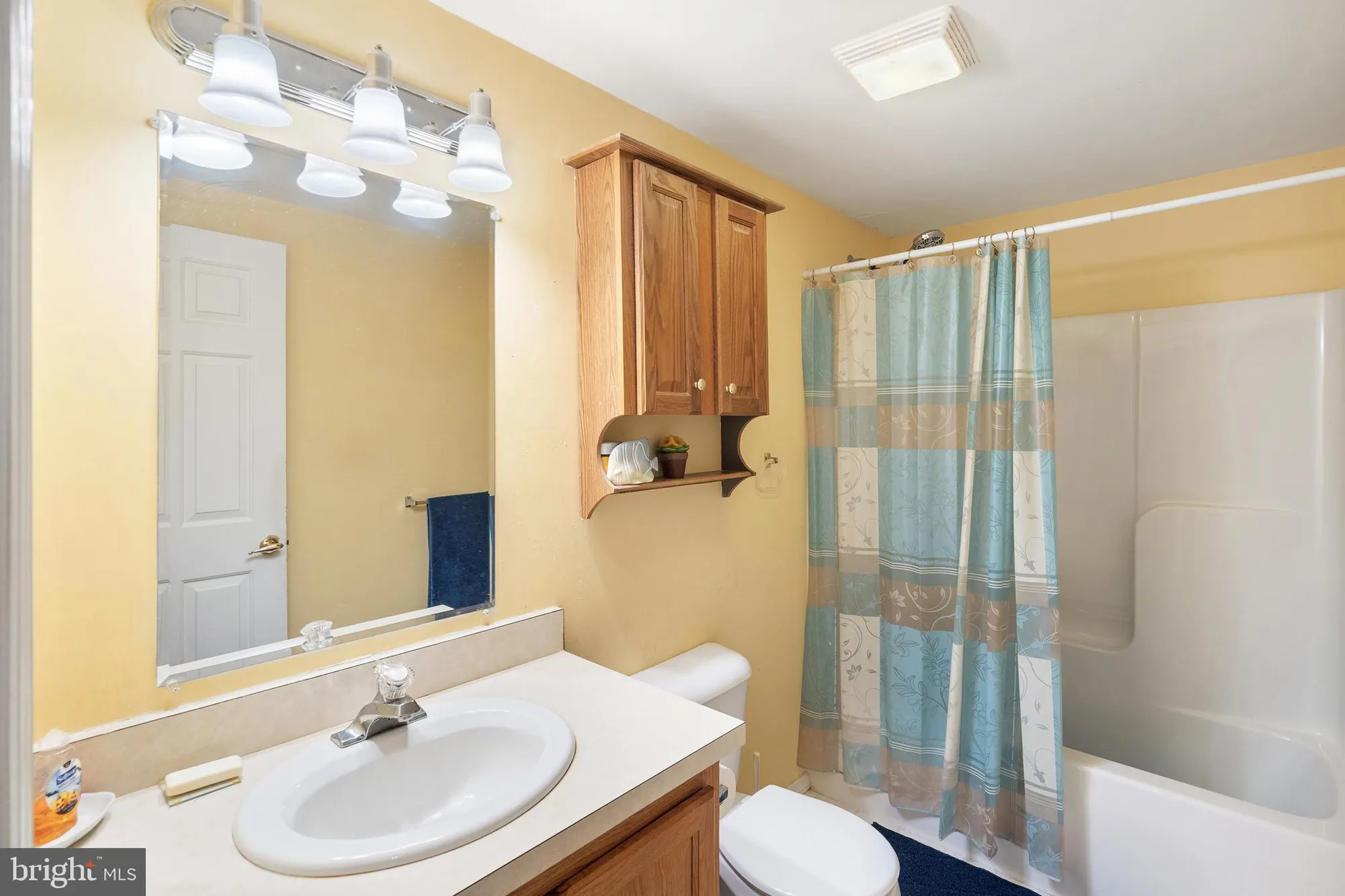 Property Slideshow image 23 of 32 | 36 fort lee dr, Manahawkin, NJ, 08050