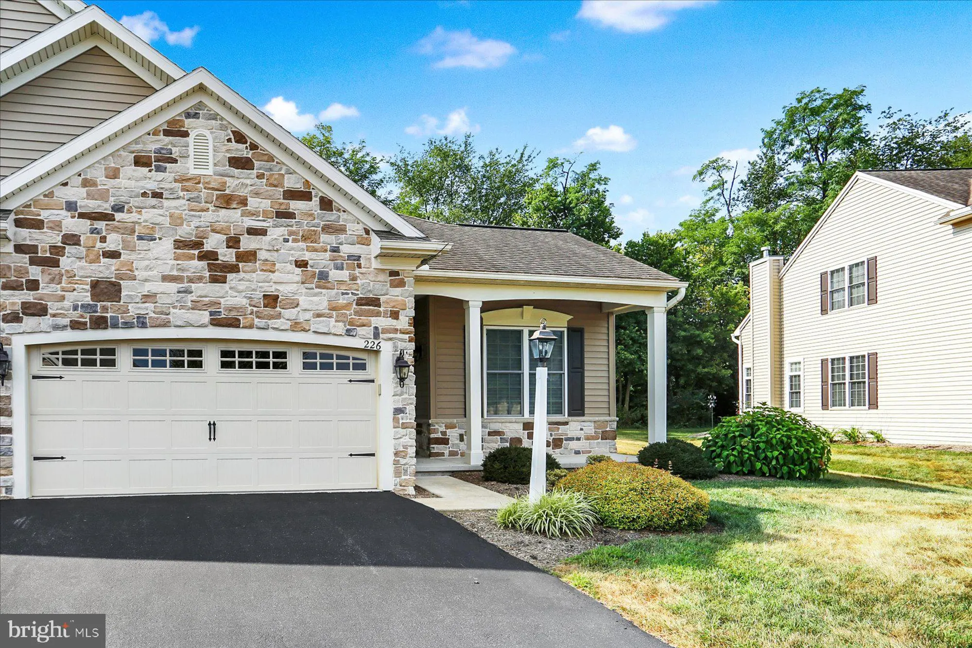 Property Slideshow image 4 of 54 | 226 carmella dr, Mechanicsburg, PA, 17050