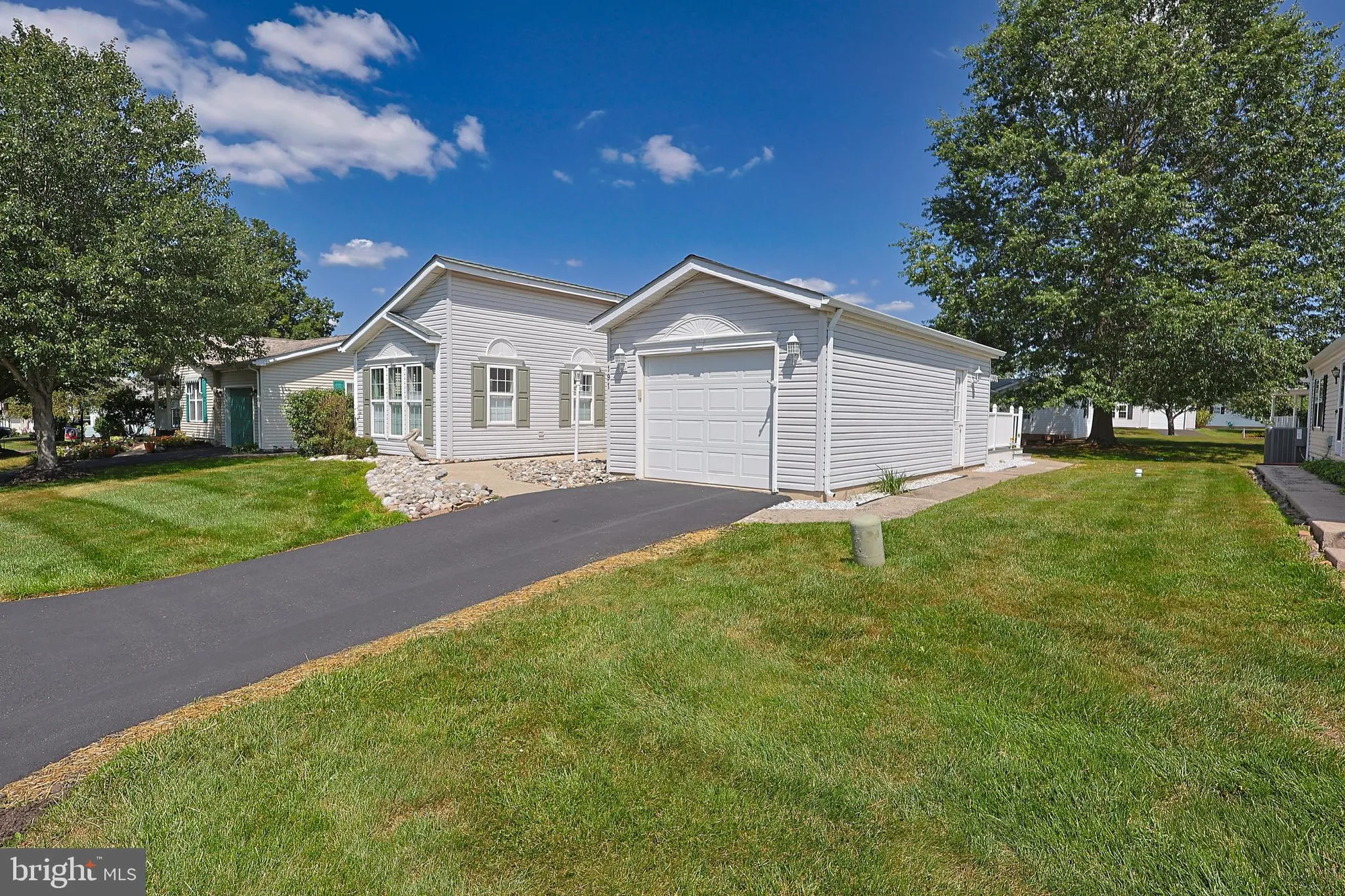 Property Slideshow image 3 of 20 | 191 cardinal ct, New Hope, PA, 18938