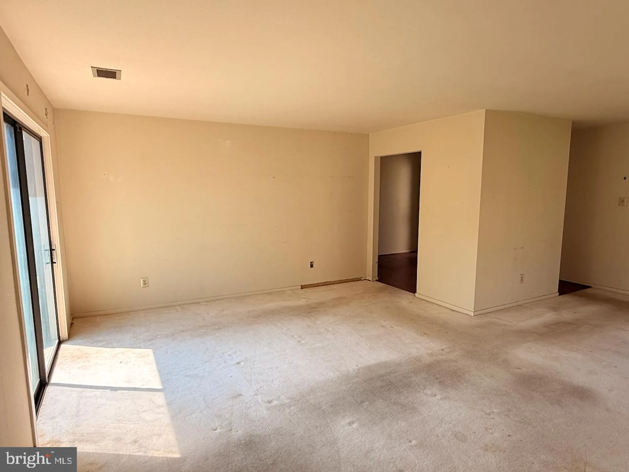 Property Slideshow image 7 of 28 | 282 devon way # 282, West Chester, PA, 19380