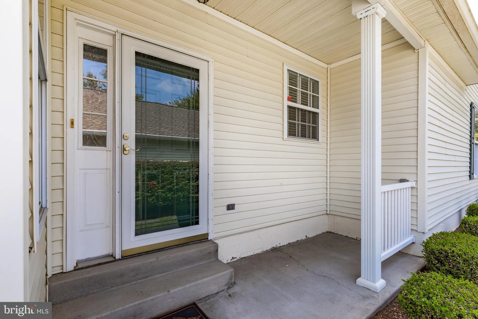 Property Slideshow image 5 of 30 | 1000 n phipps woods ct, Glen Mills, PA, 19342