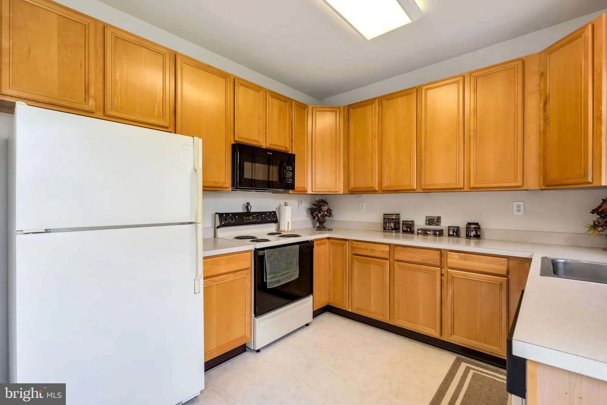 Property Slideshow image 13 of 30 | 1000 n phipps woods ct, Glen Mills, PA, 19342