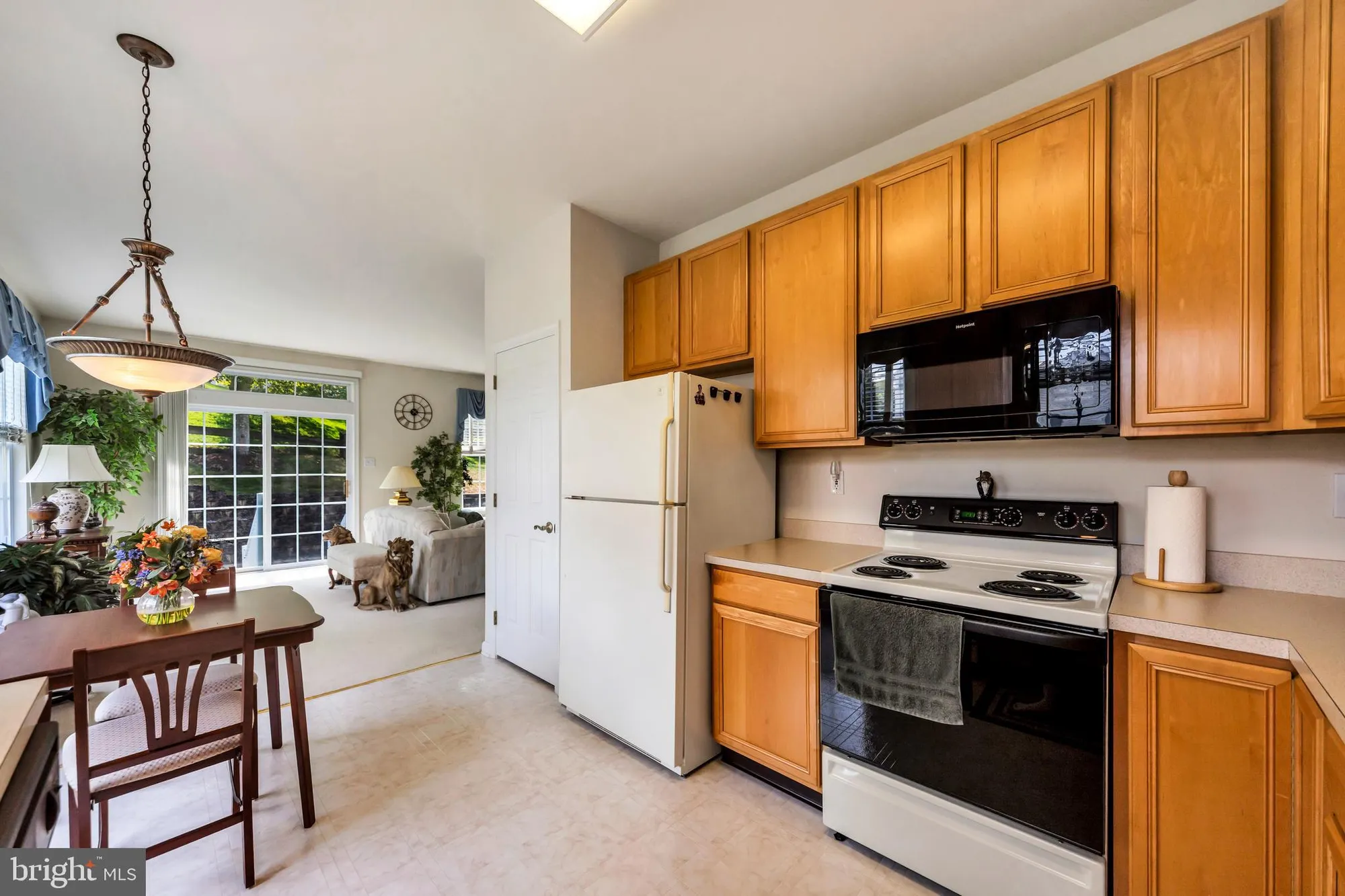 Property Slideshow image 15 of 30 | 1000 n phipps woods ct, Glen Mills, PA, 19342