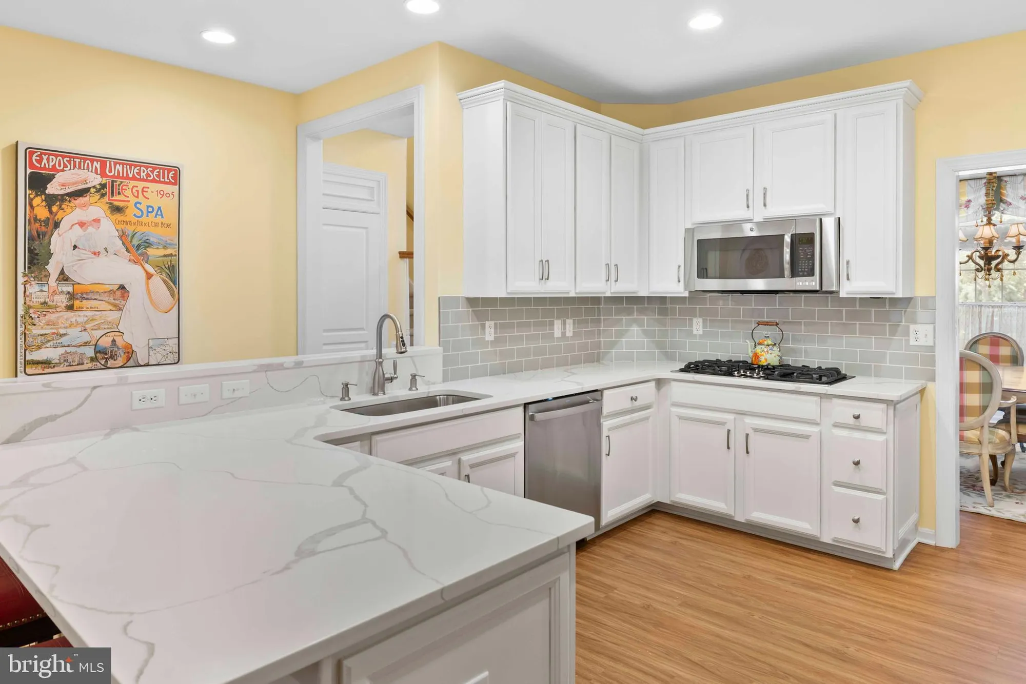 Property Slideshow image 4 of 39 | 426 primrose dr, Upper Gwynedd, PA, 19446