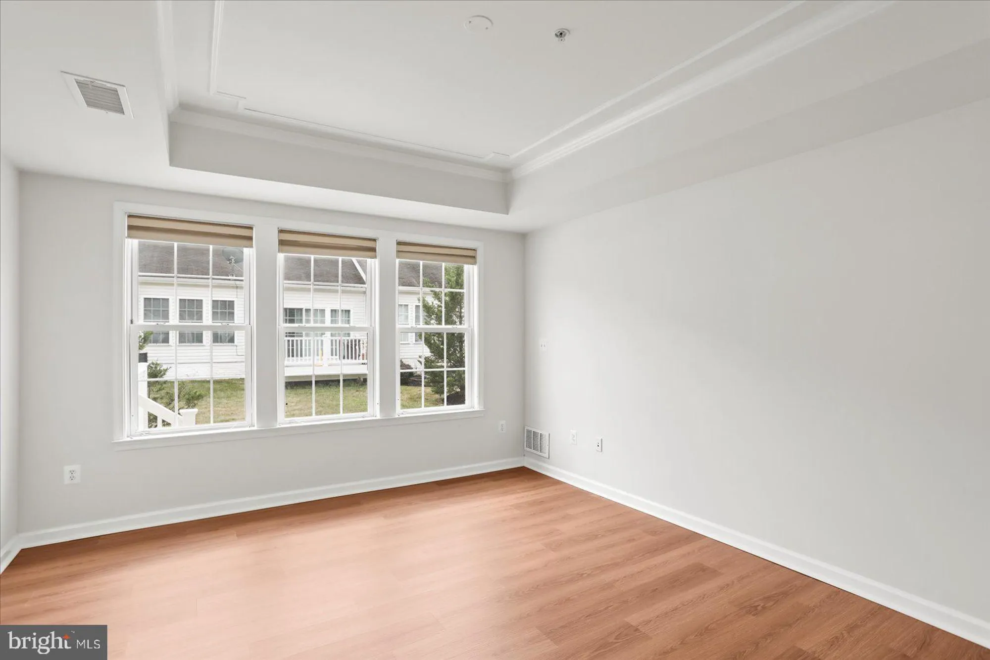 Property Slideshow image 19 of 54 | 405 clubside dr # 303, Taneytown, MD, 21787