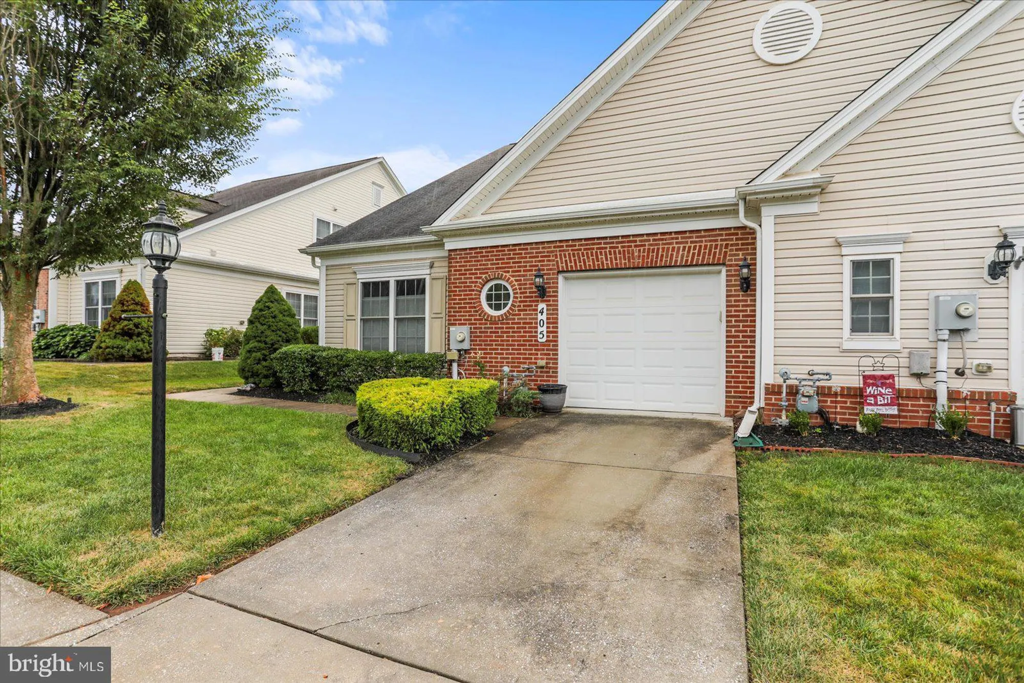 Property Slideshow image 4 of 54 | 405 clubside dr # 303, Taneytown, MD, 21787