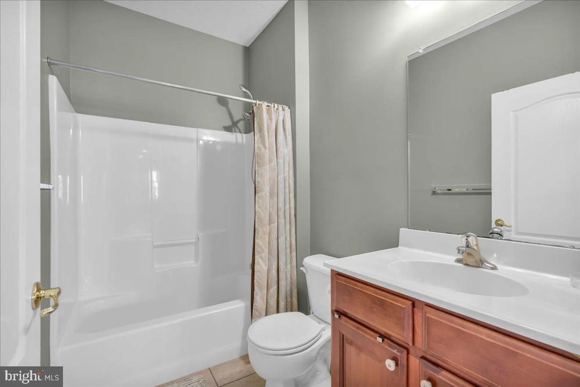 Property Slideshow image 20 of 25 | 13 pleasant valley dr, Sewell, NJ, 08080