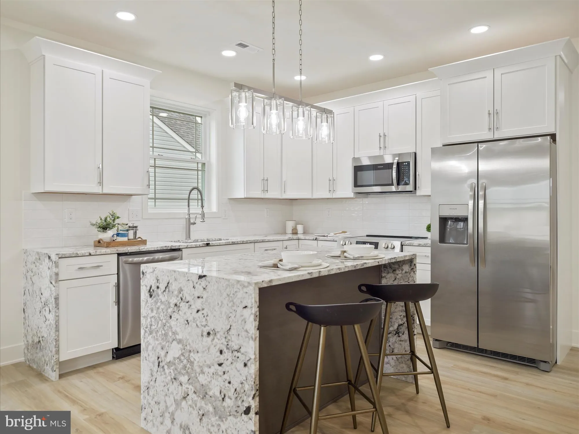 Property Slideshow image 6 of 37 | 11797 mystic rock ln s, Waynesboro, PA, 17268