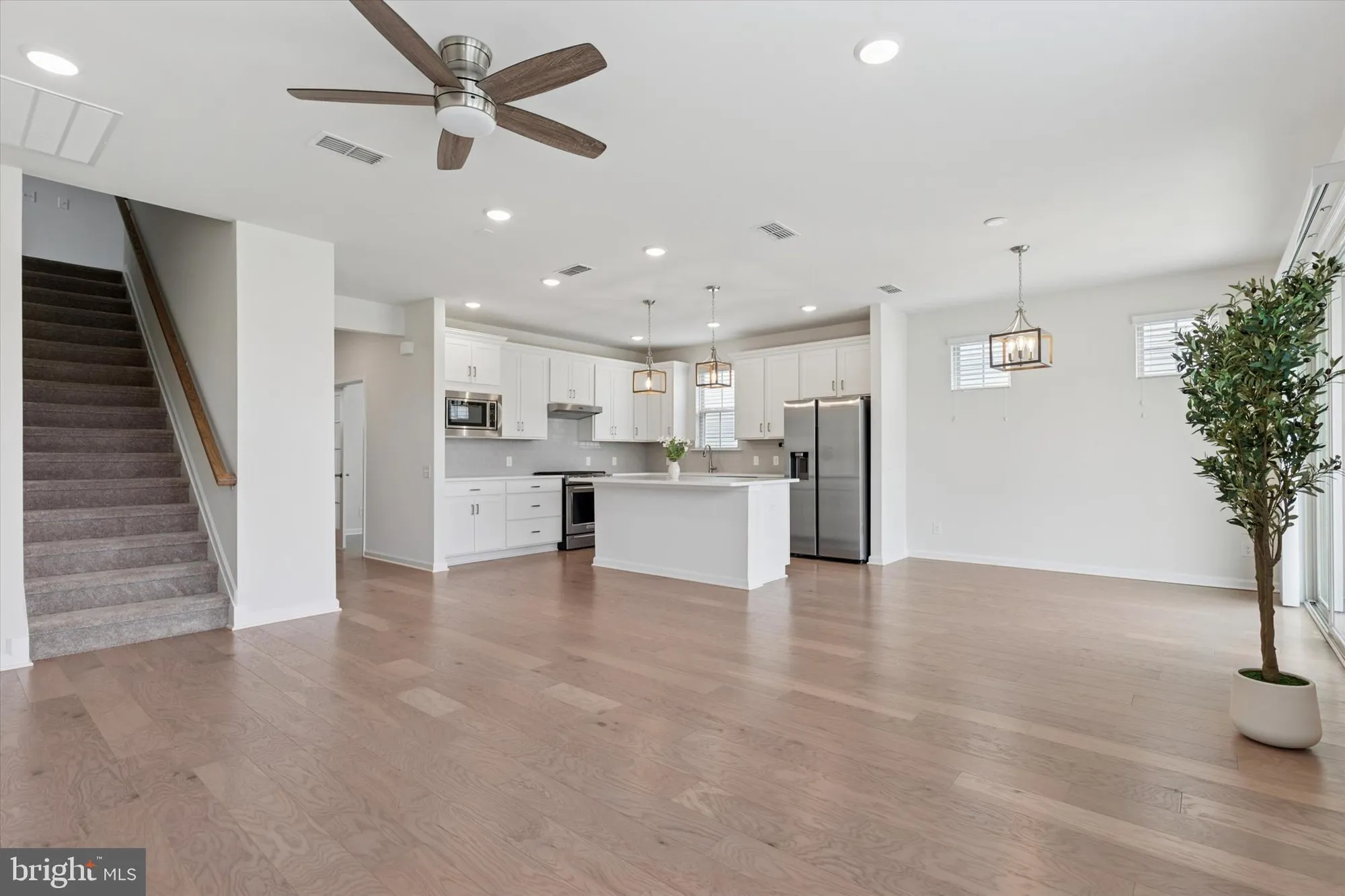 Property Slideshow image 13 of 31 | 1095 owen ln, Hatfield, PA, 19440