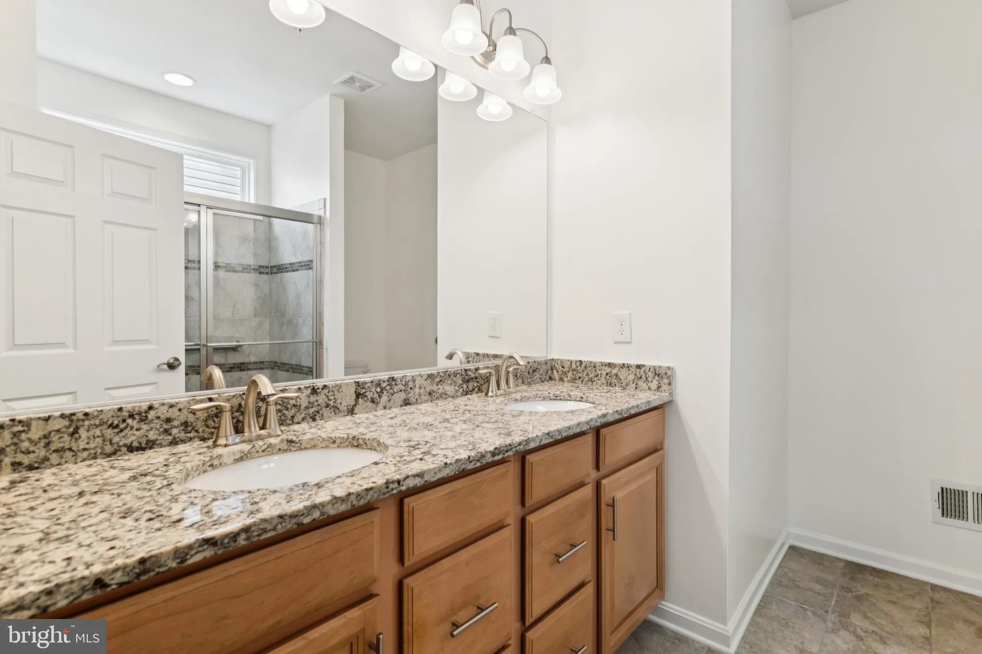 Property Slideshow image 17 of 25 | 15 point bluff st, Fredericksburg, VA, 22406