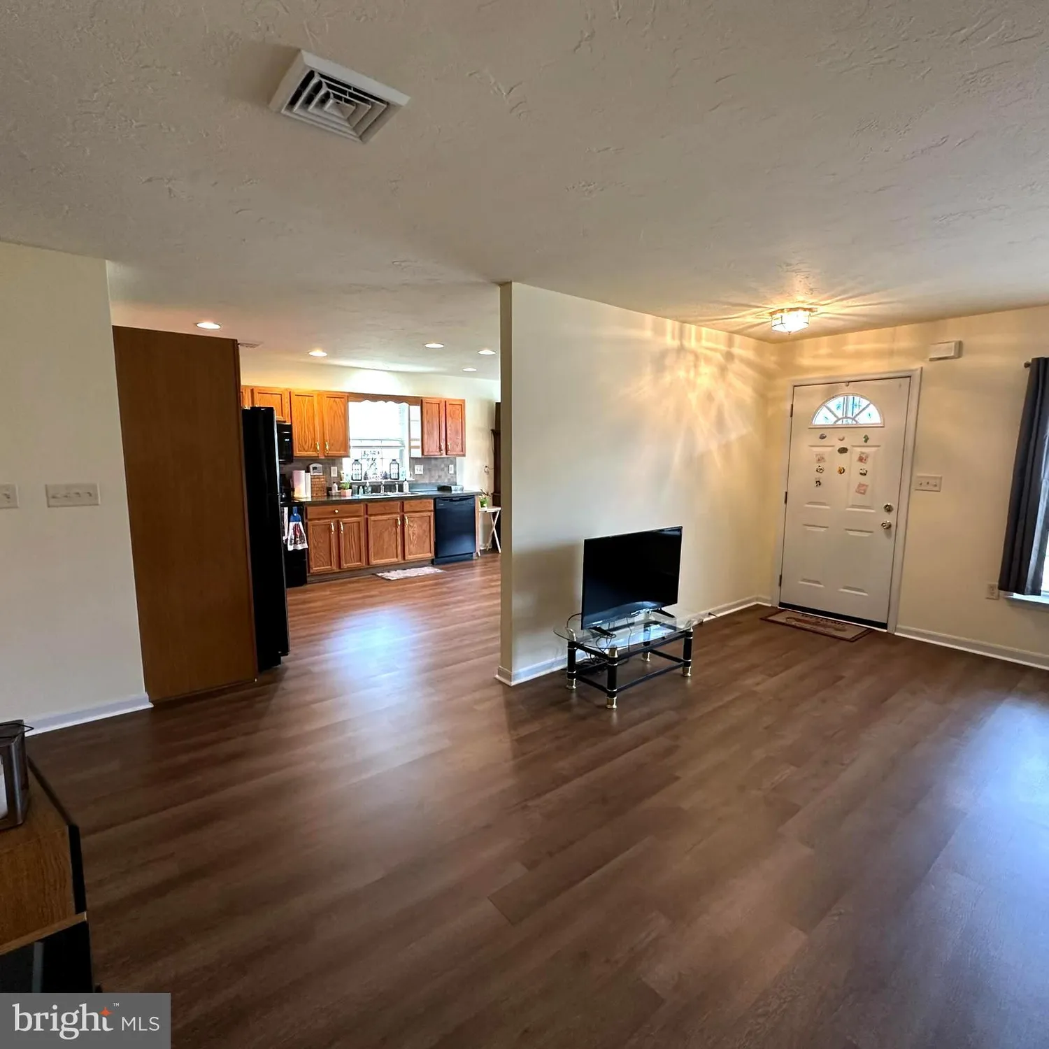 Property Slideshow image 15 of 34 | 84 lantern ln, Shippensburg, PA, 17257