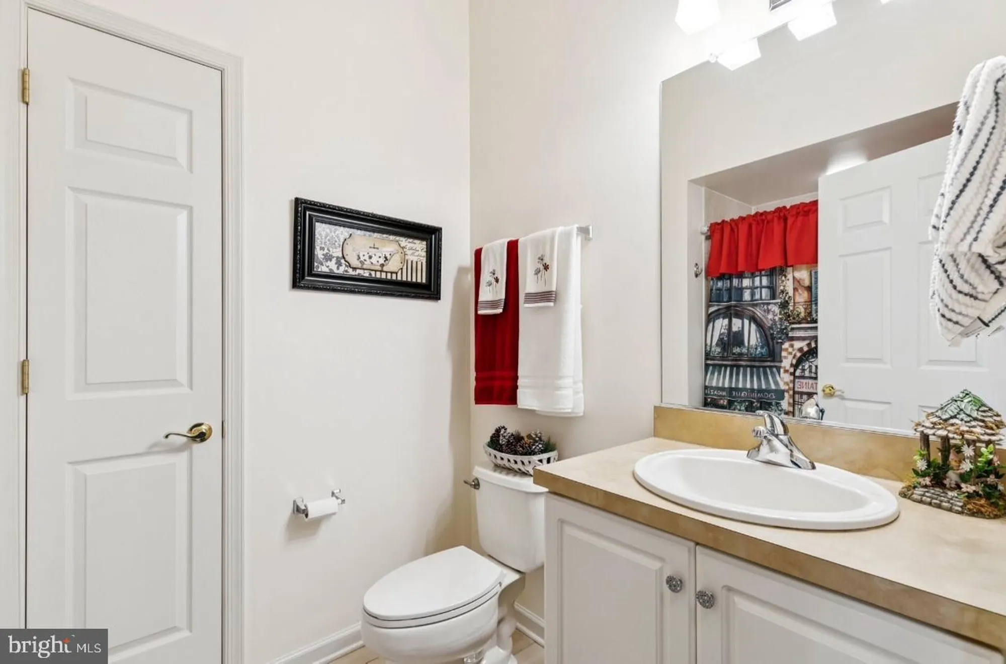 Property Slideshow image 26 of 54 | 94 merlino ln, Mays Landing, NJ, 08330