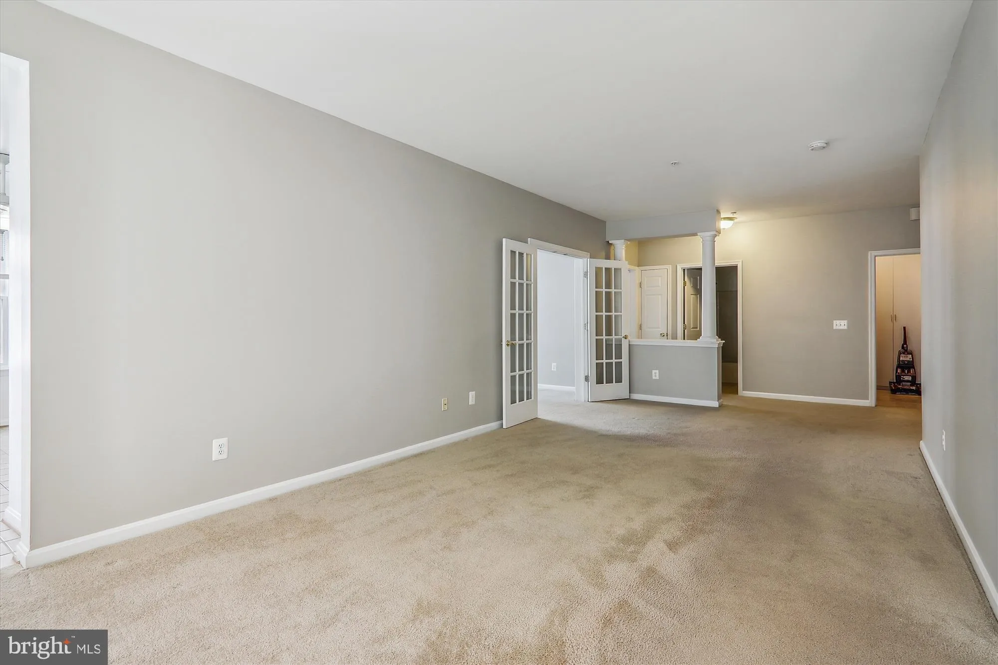 Property Slideshow image 11 of 54 | 13851 belle chasse blvd unit 213, Laurel, MD, 20707