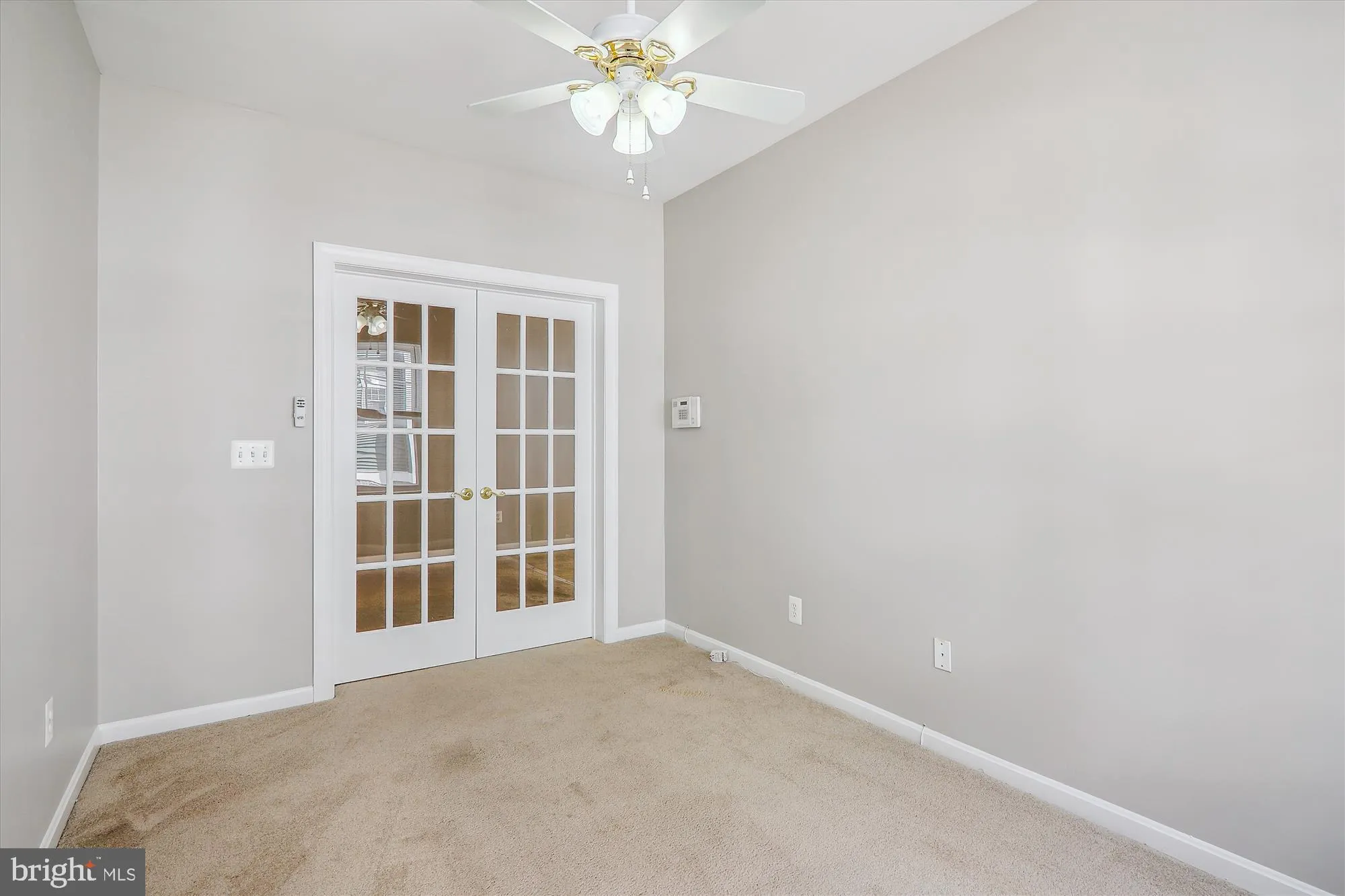 Property Slideshow image 13 of 54 | 13851 belle chasse blvd unit 213, Laurel, MD, 20707